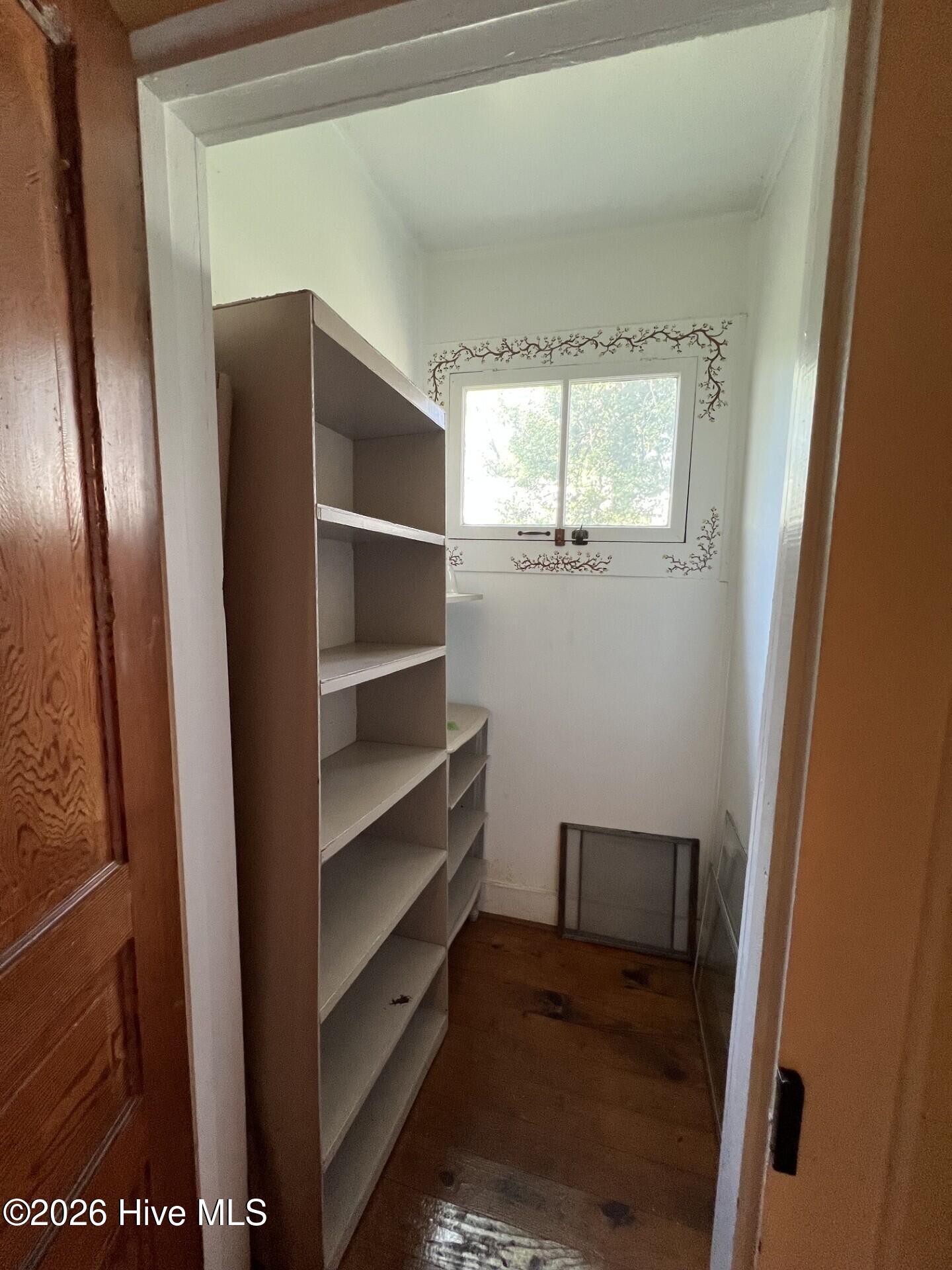 609 E Main Street Property Photo 12