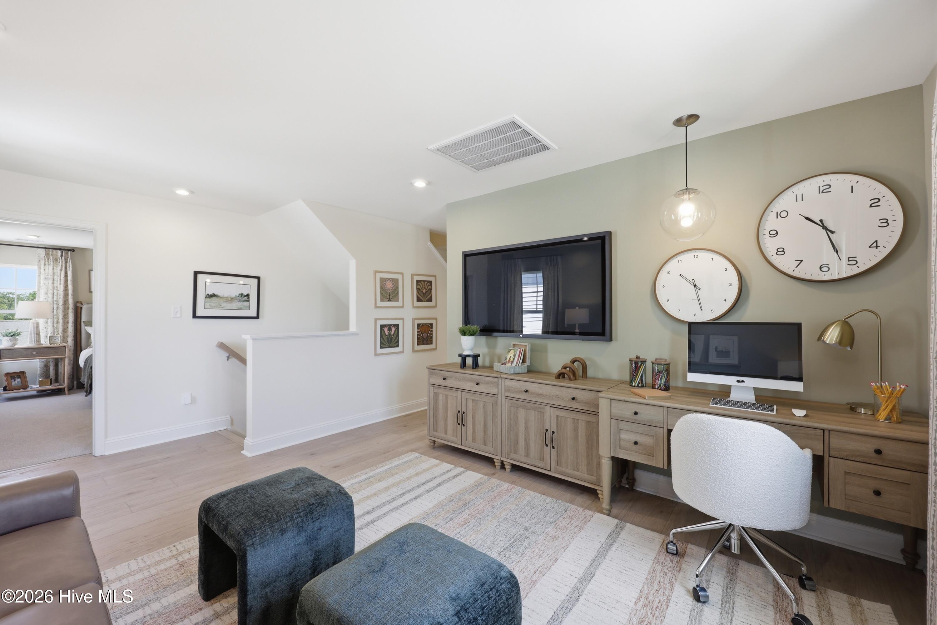 1048 Fawn Valley Way Property Photo 19