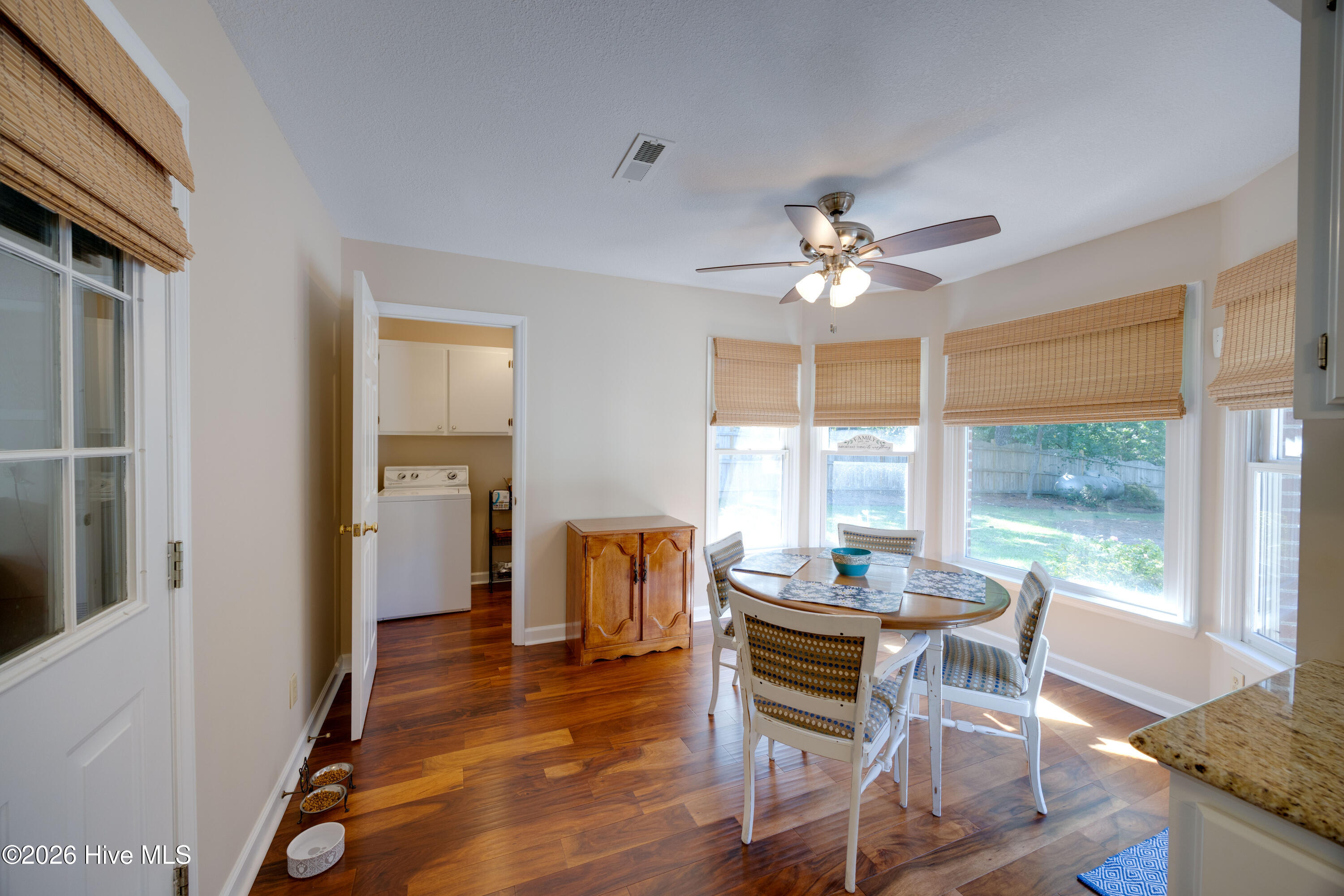 320 S Wedgewood Drive Property Photo 12