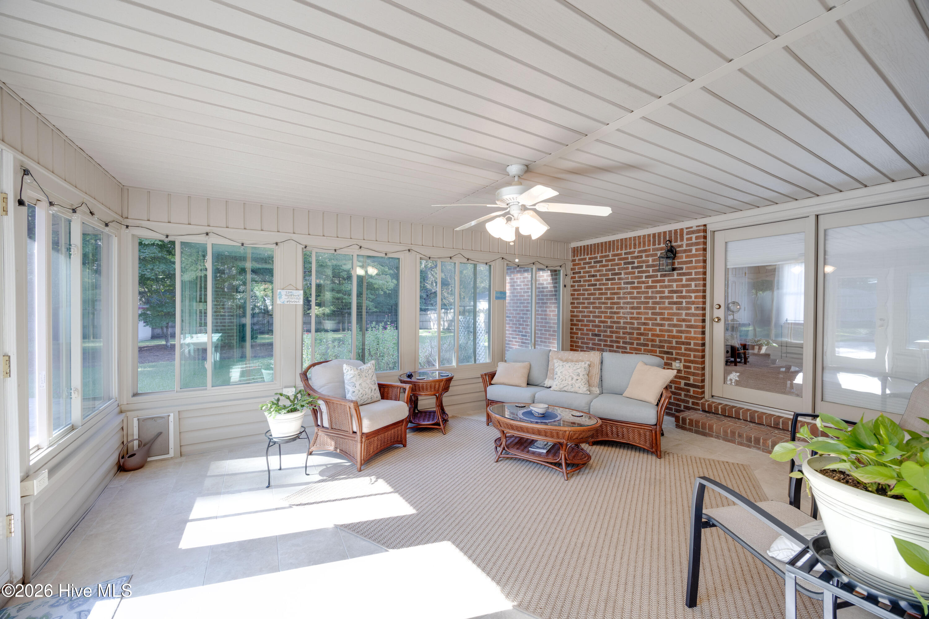 320 S Wedgewood Drive Property Photo 14