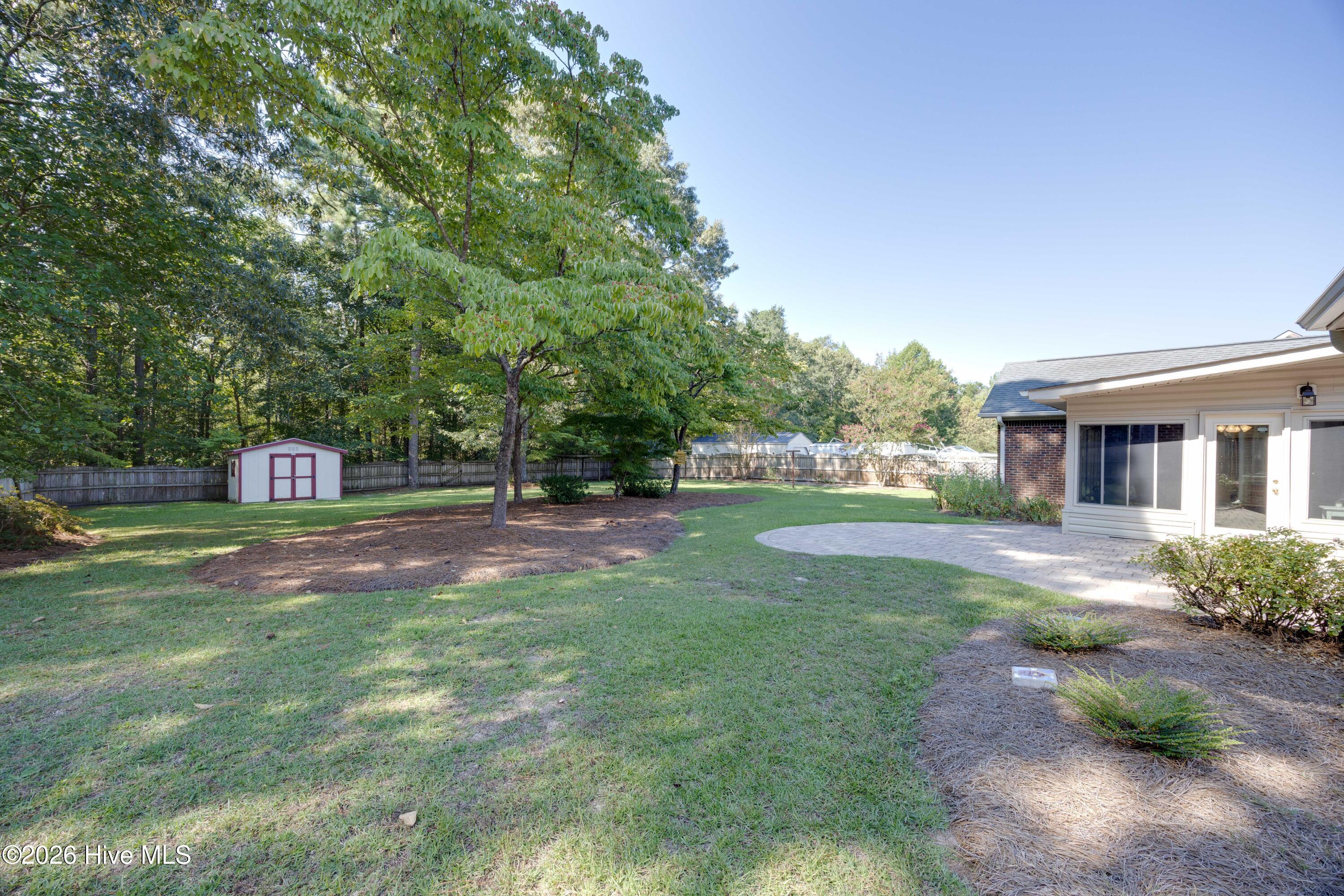 320 S Wedgewood Drive Property Photo 27