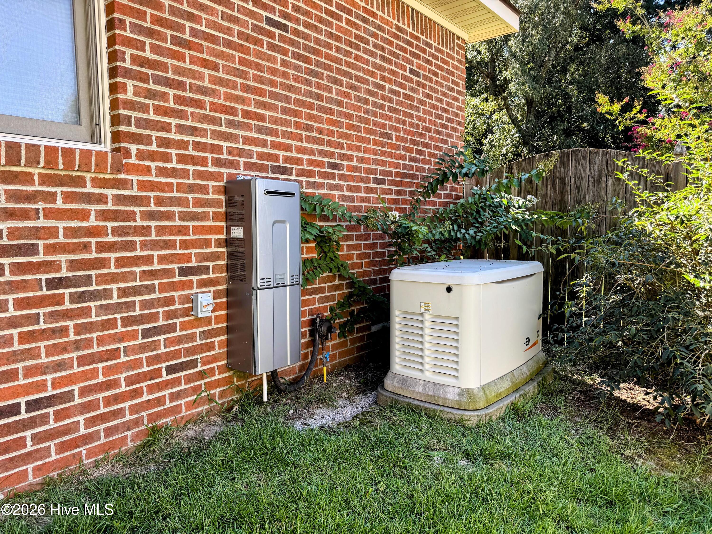 320 S Wedgewood Drive Property Photo 35