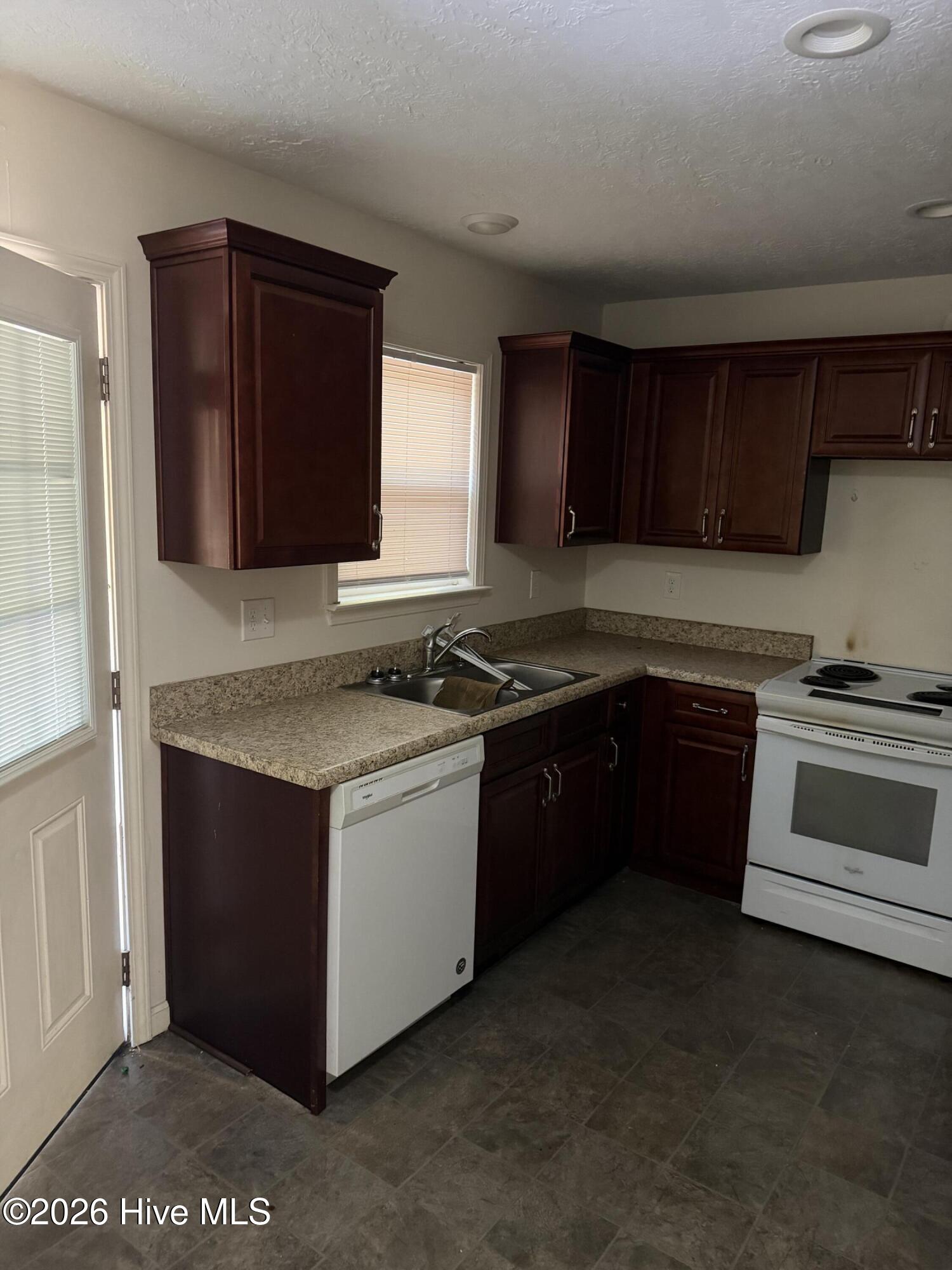 103 Samuels Road Property Photo 8