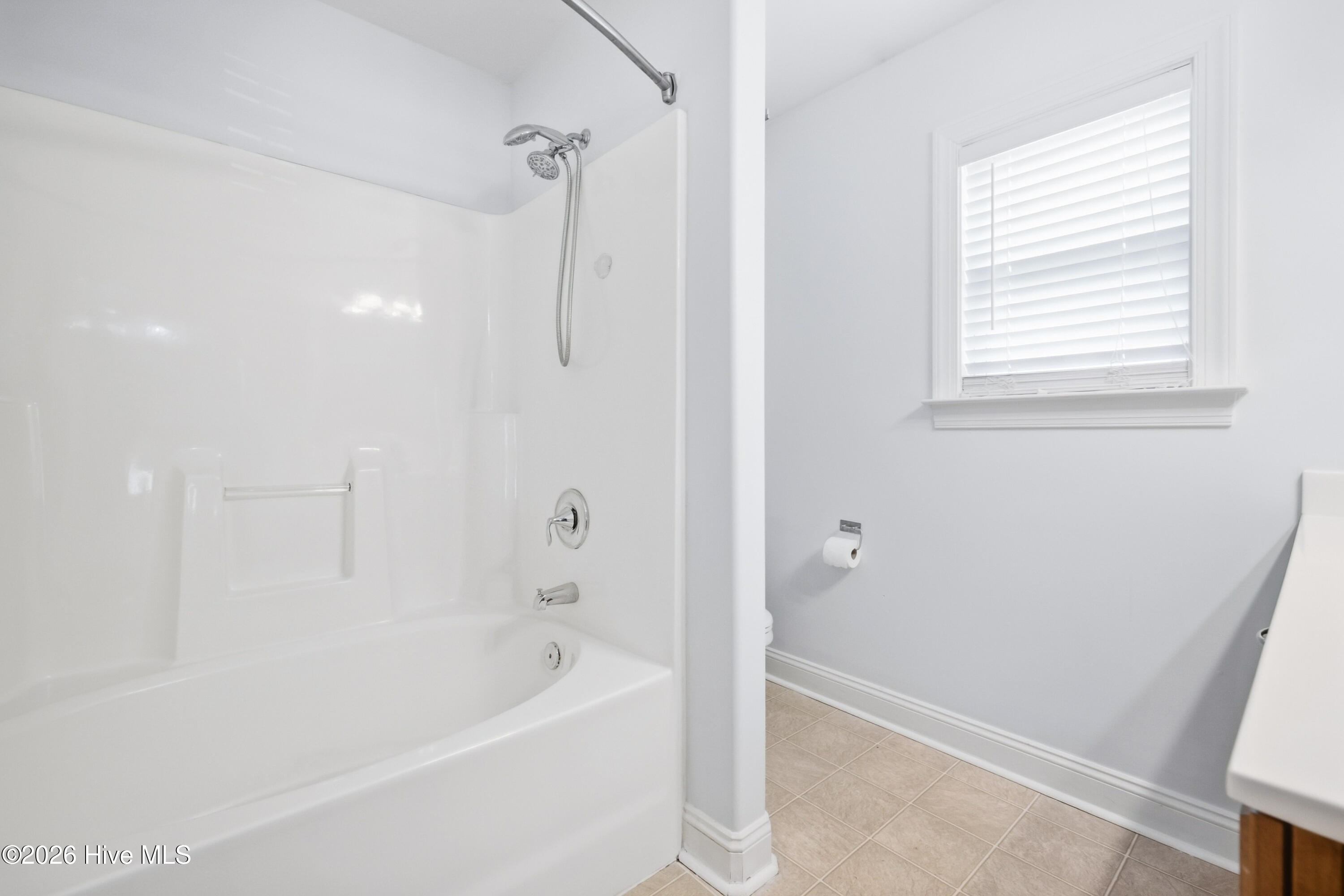 9108 Arden Road Ne Property Photo 17