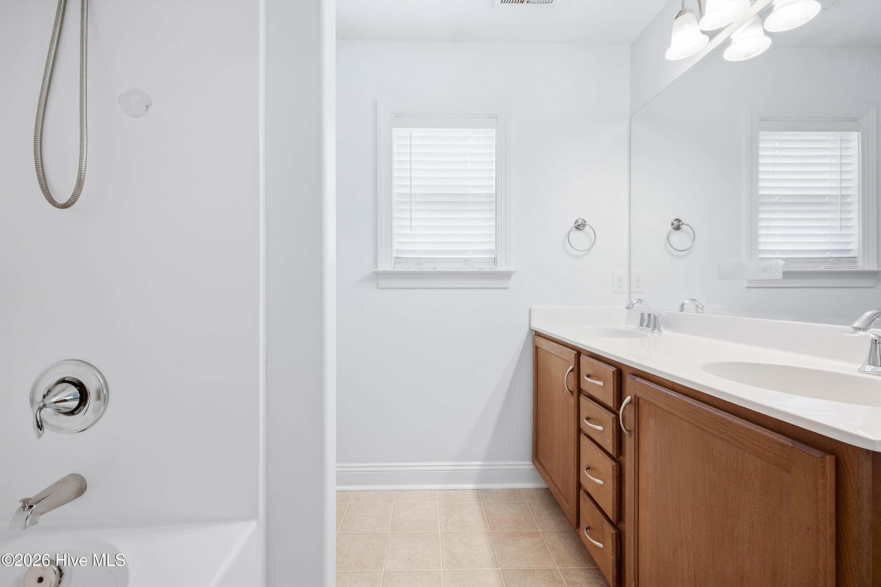 9108 Arden Road Ne Property Photo 23