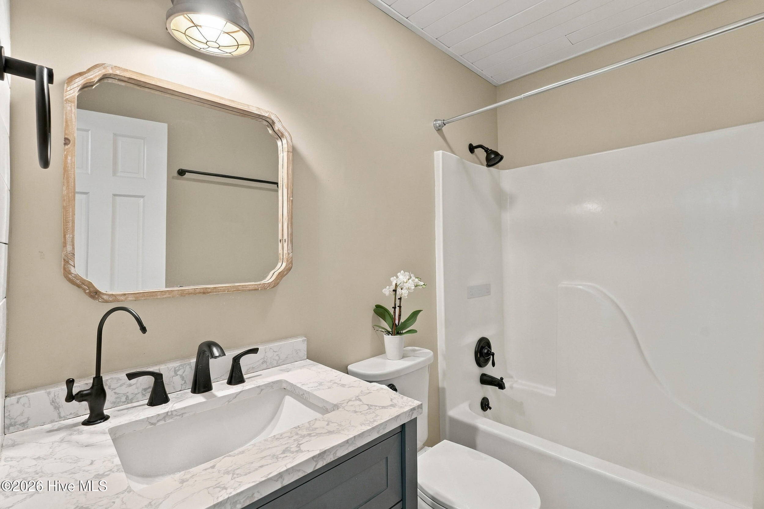 613 Ravenswood Road Property Photo 46