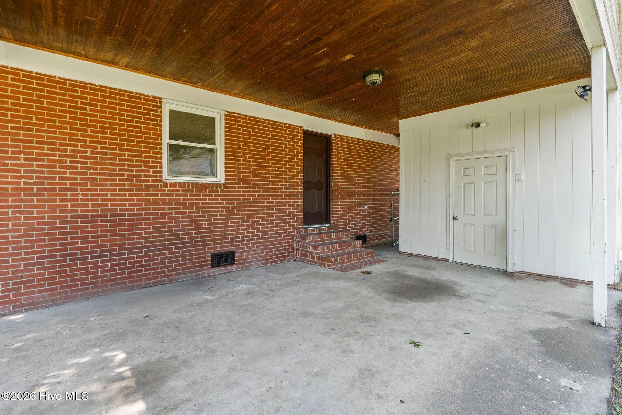 1505 Phillips Avenue Property Photo 6