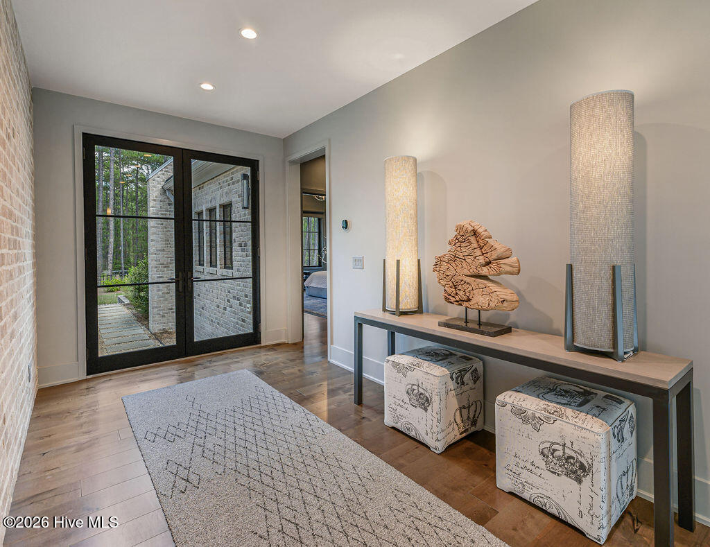 40 Cherry Hill Drive Property Photo 12