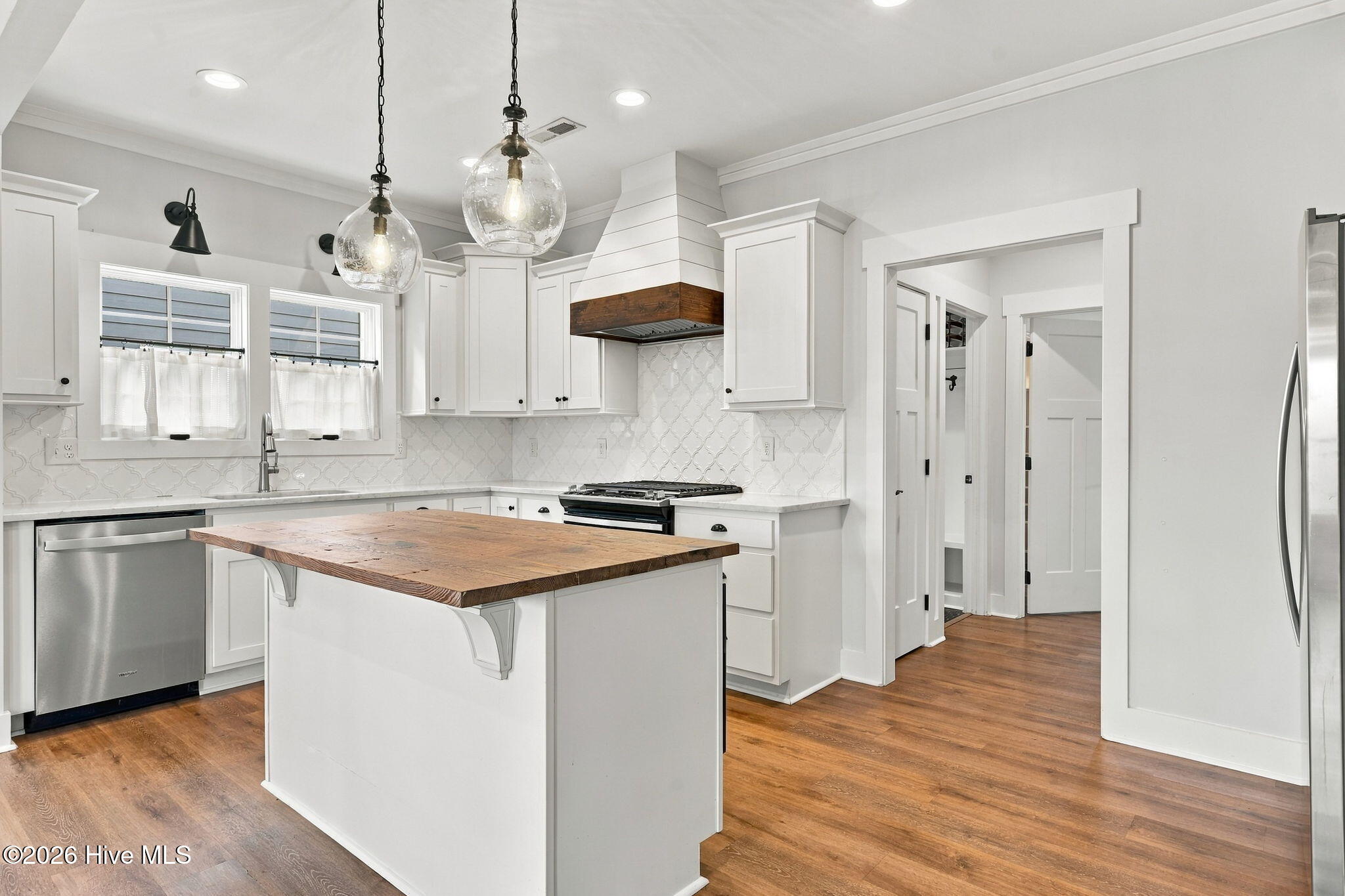 380 Sheldon Road Property Photo 13