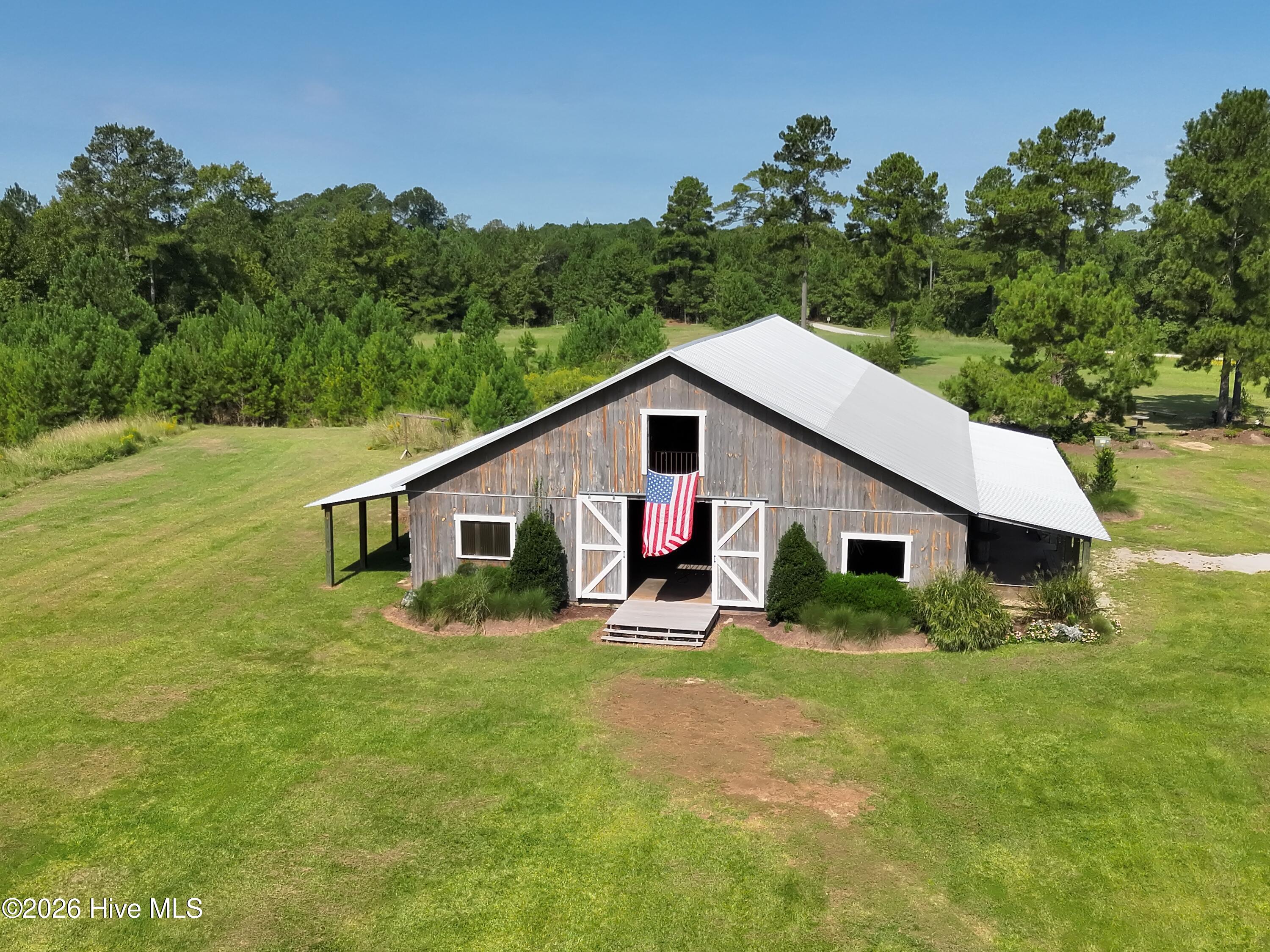 466 Indigo E Property Photo 16