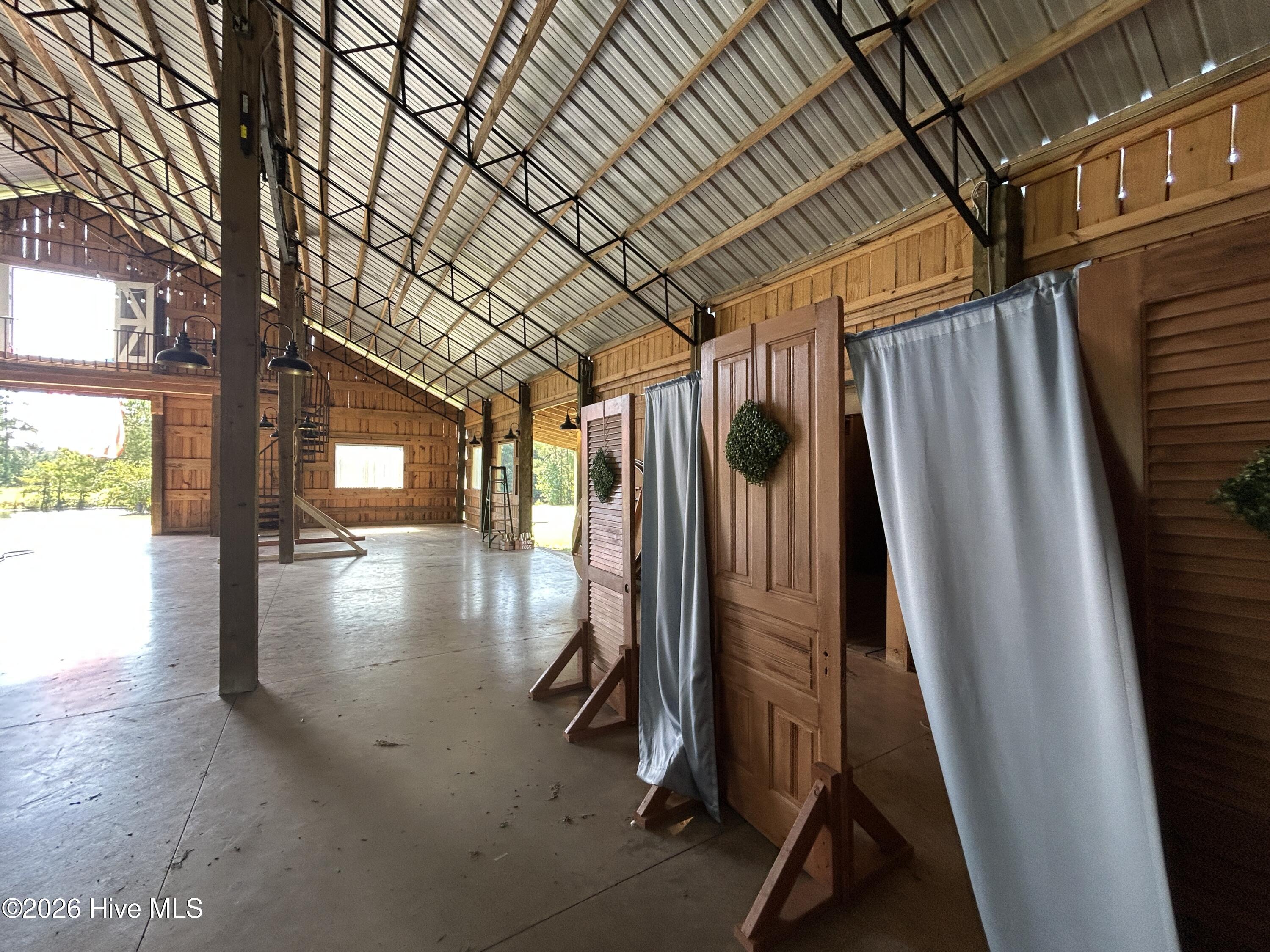 466 Indigo E Property Photo 23