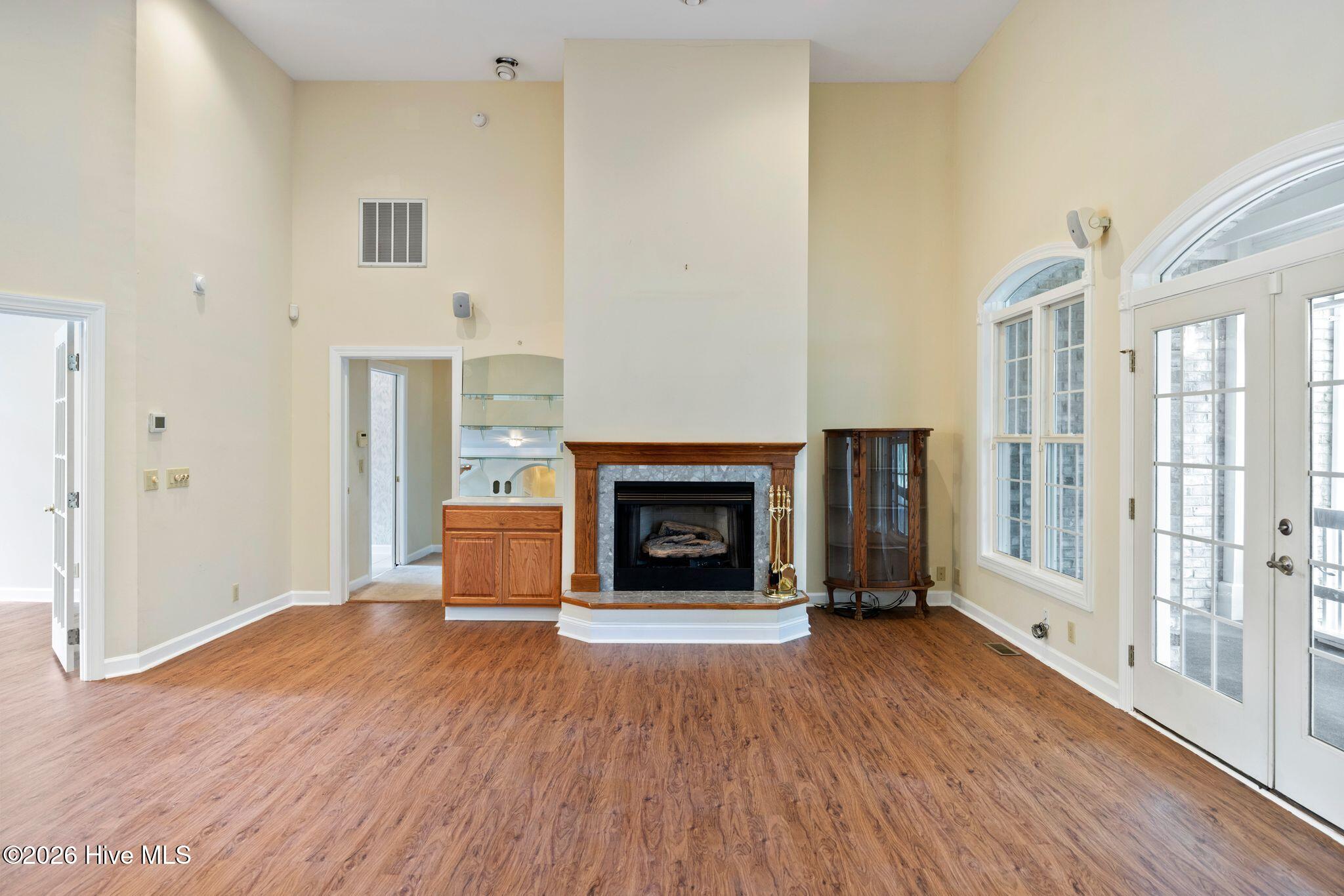 1834 Quail Point Se Property Photo 5