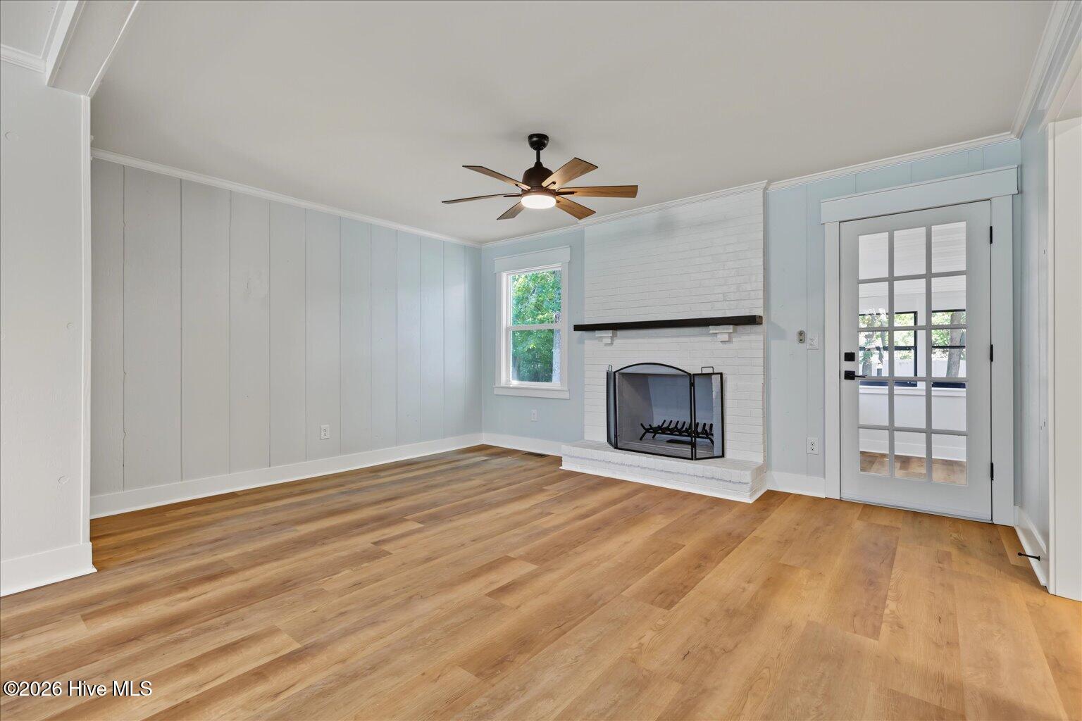 345 Scottsdale Drive Property Photo 8