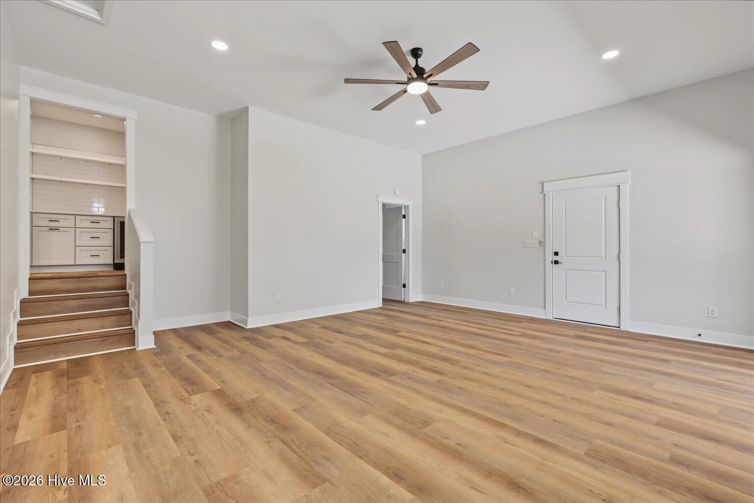 345 Scottsdale Drive Property Photo 20