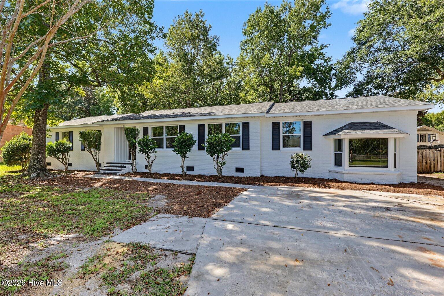 345 Scottsdale Drive Property Photo 45