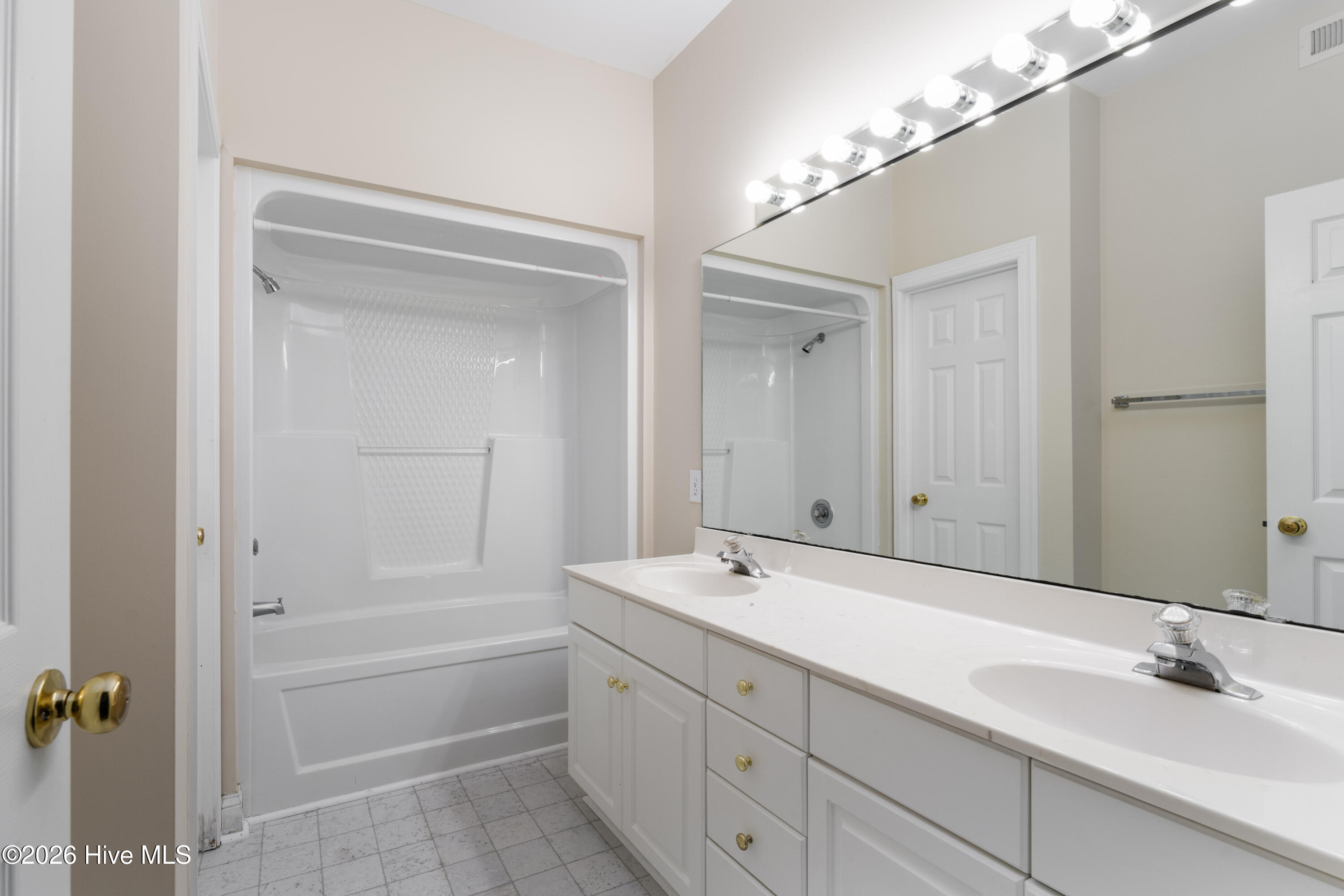 233 Racine Drive Unit 24 Property Photo 11