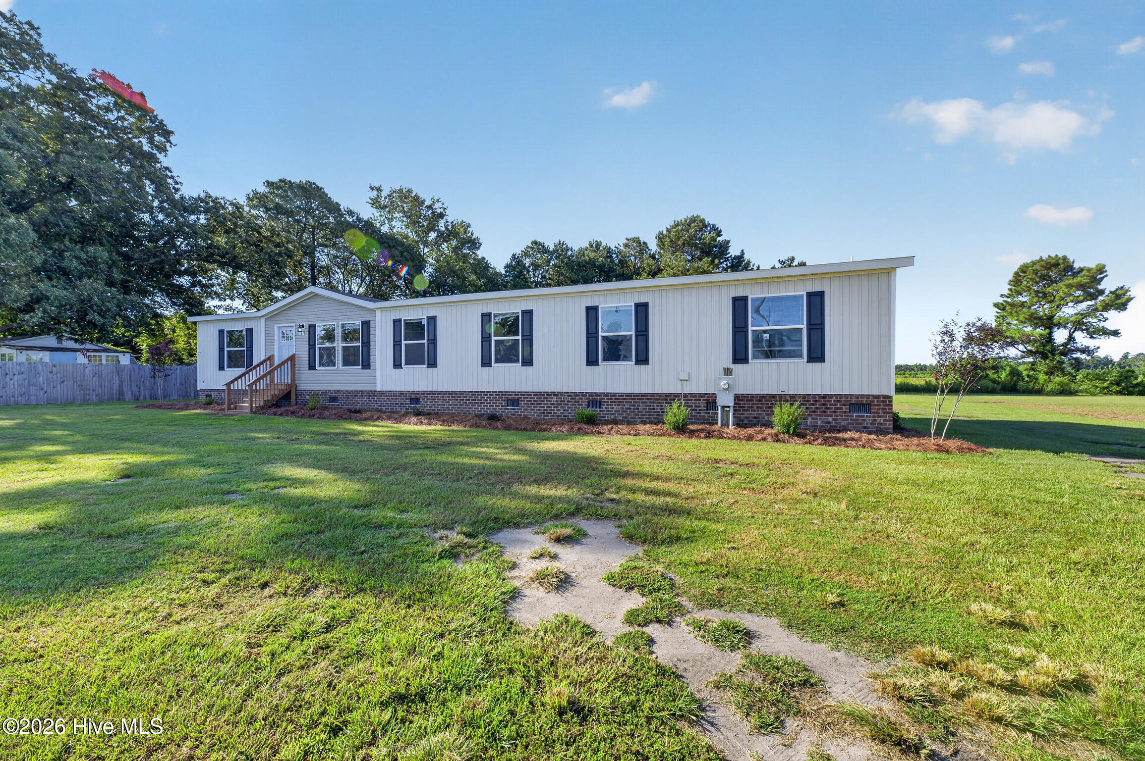1978 E Hanrahan Road Property Photo 2