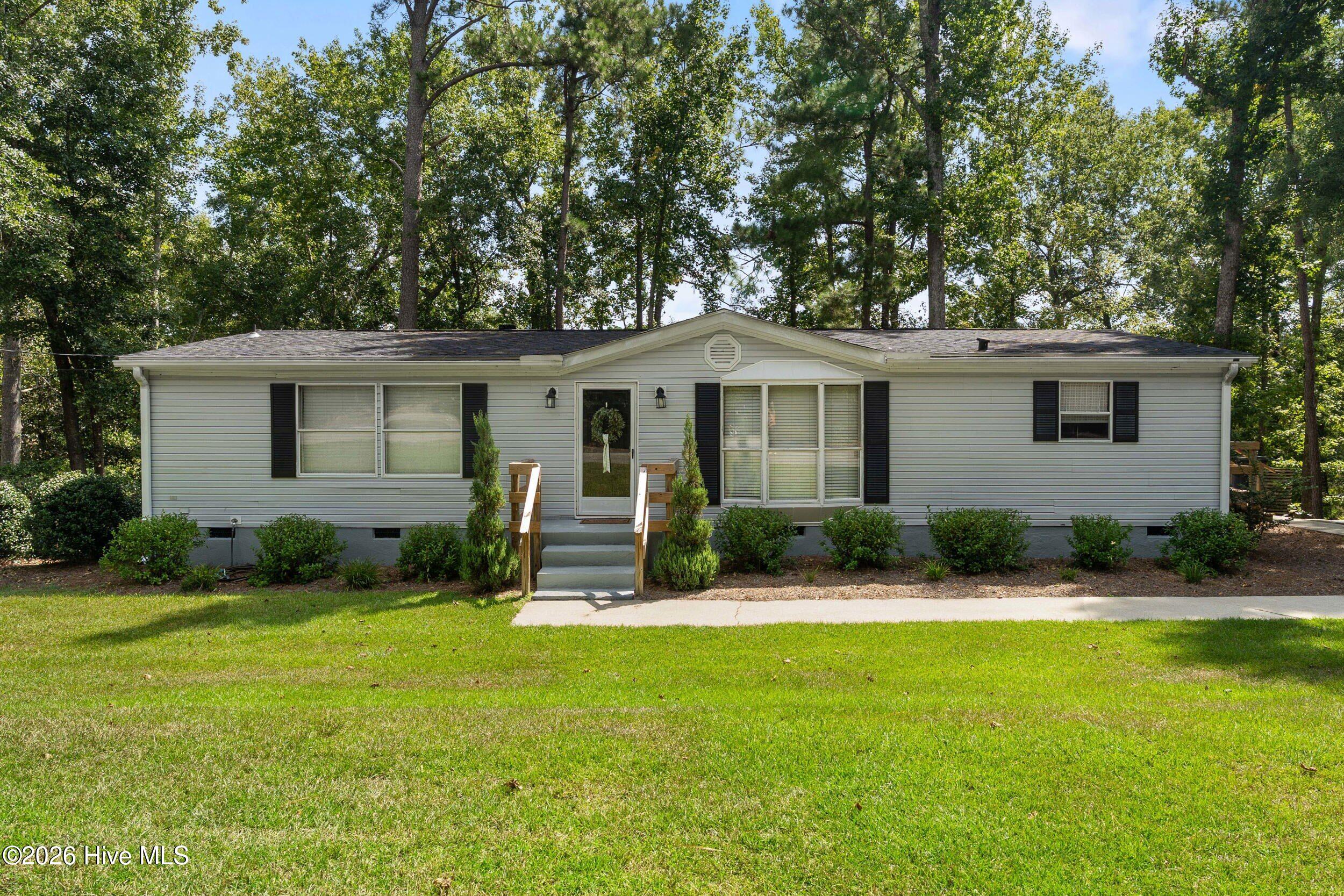 1149 Alden Drive Property Photo 3