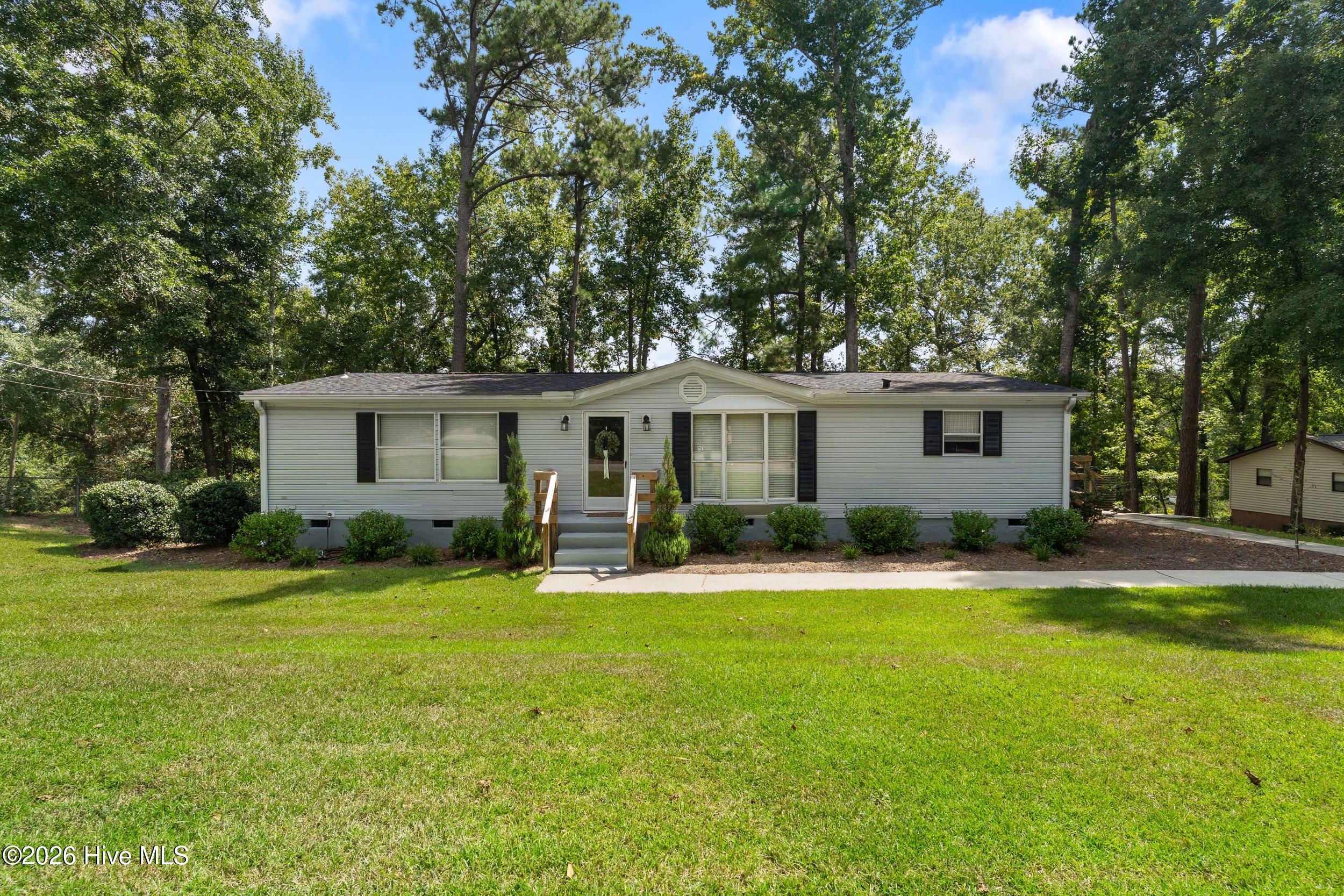 1149 Alden Drive Property Photo 4
