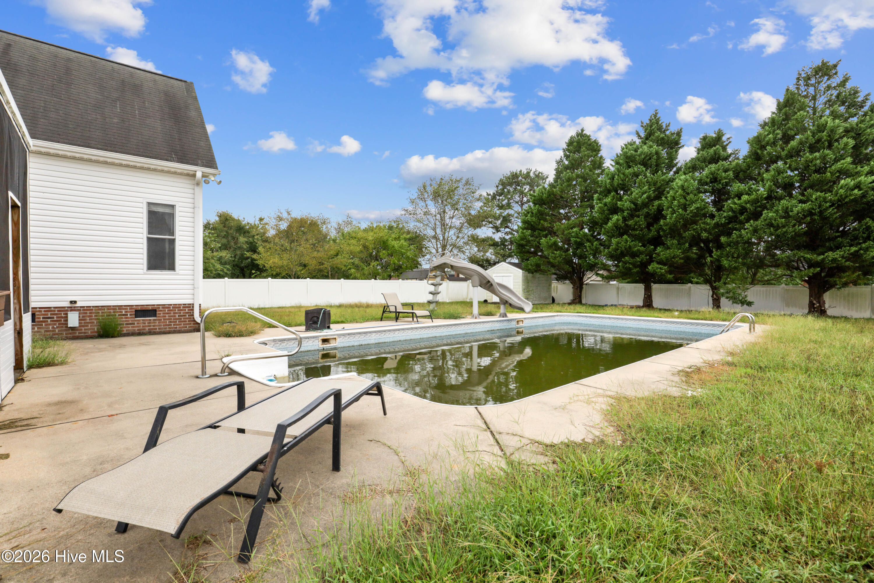 4511 Bobwhite Trail N Property Photo 3