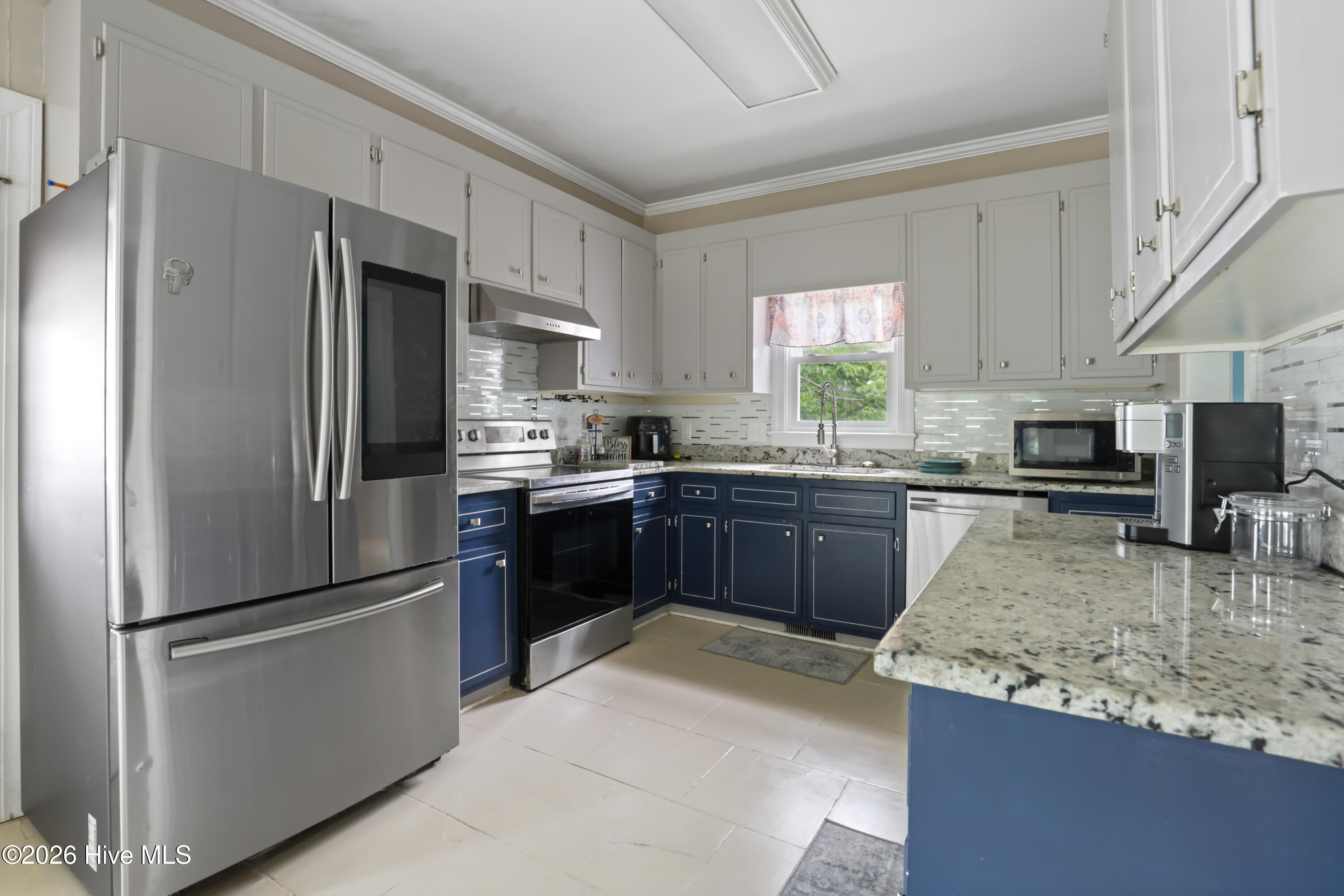 4511 Bobwhite Trail N Property Photo 4