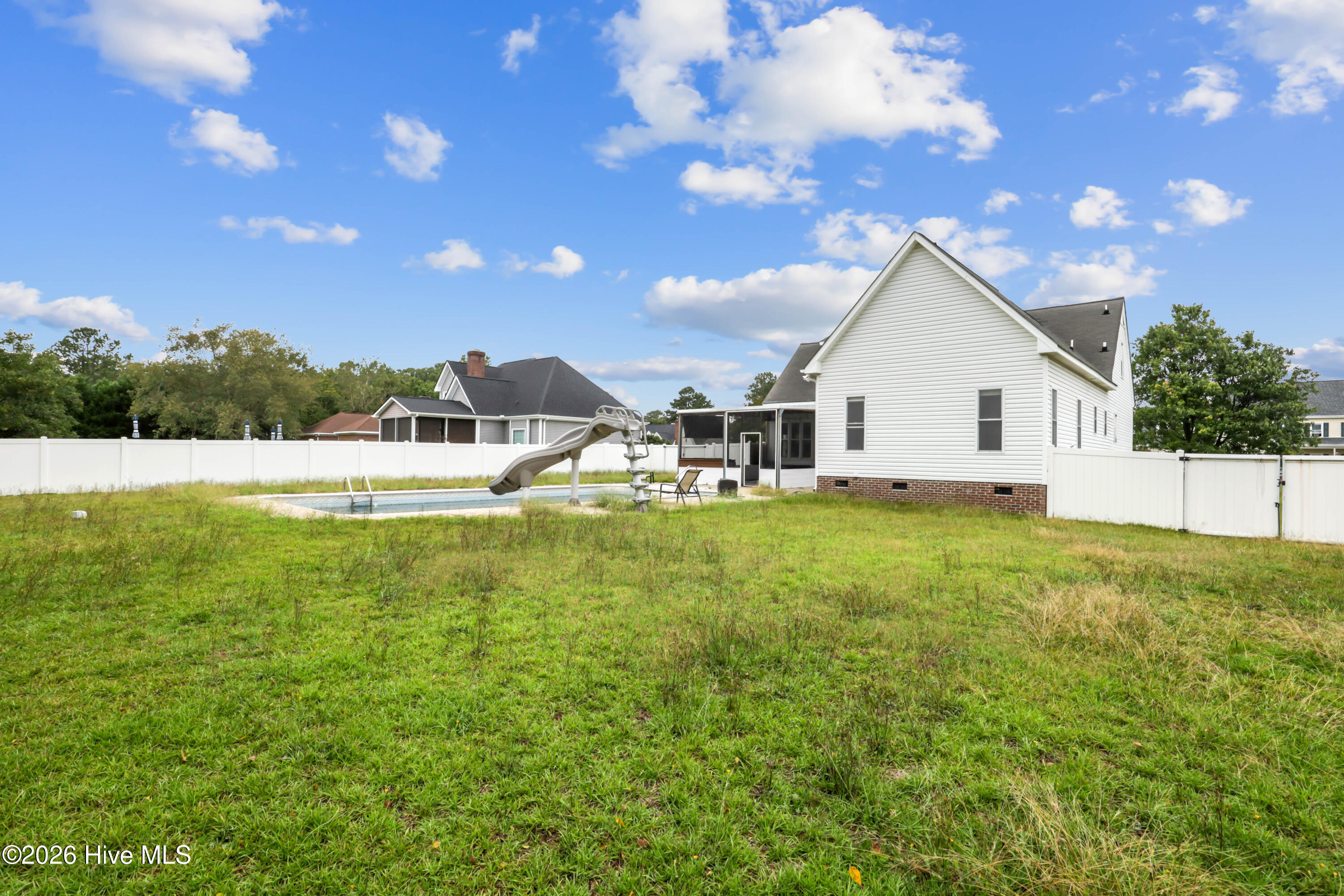 4511 Bobwhite Trail N Property Photo 25