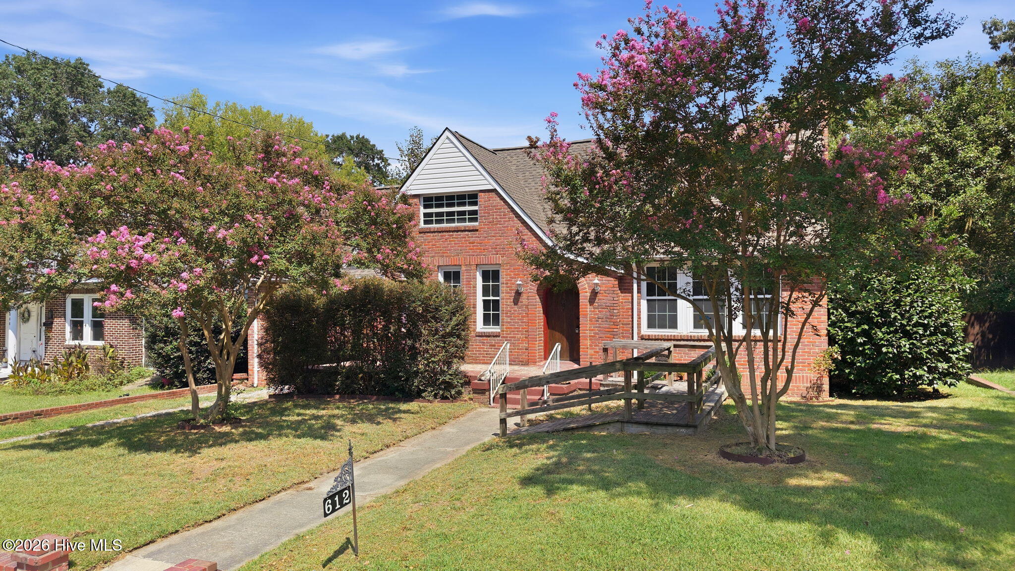 612 Eastern Avenue Property Photo 4