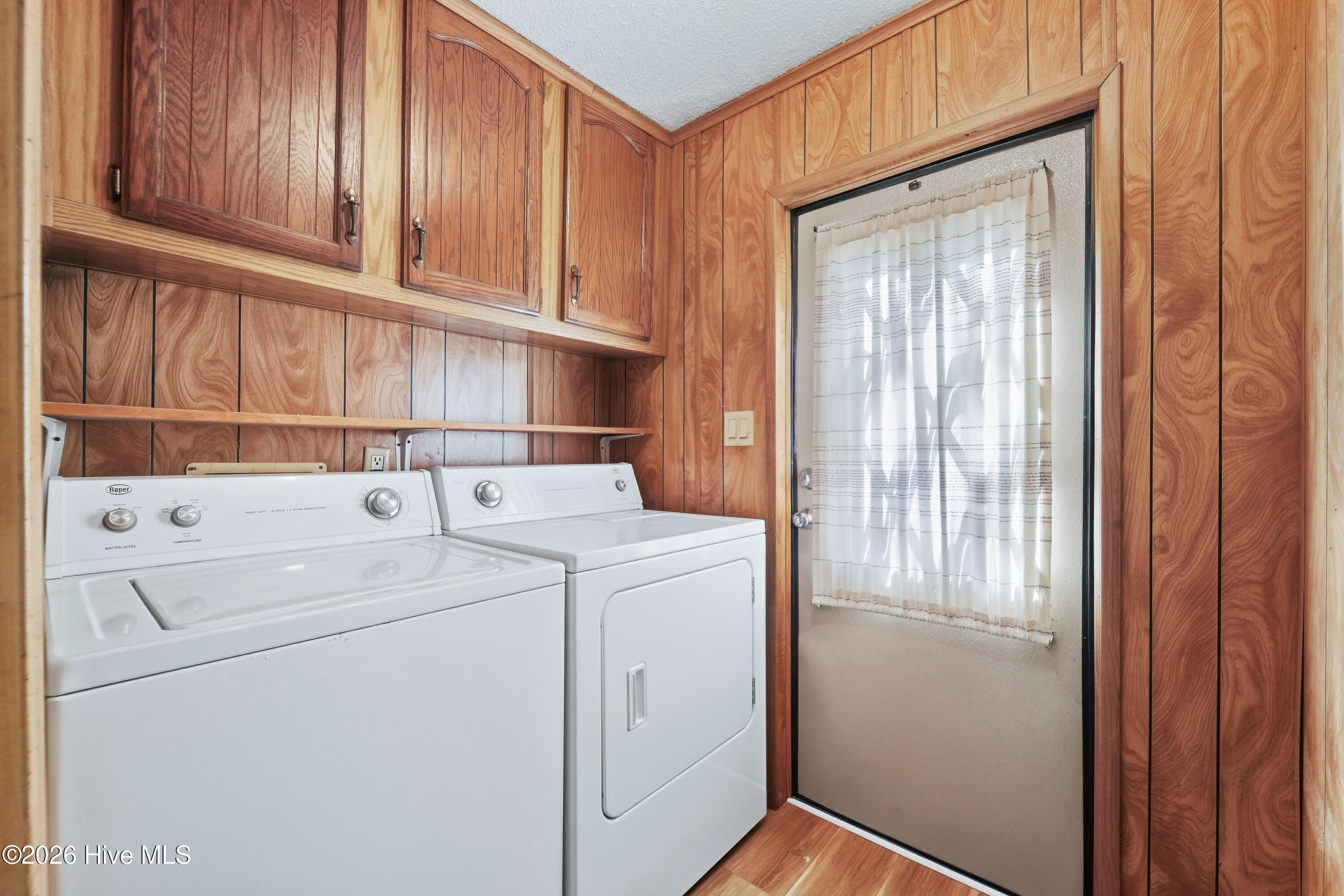 125 Seashore Drive Property Photo 15