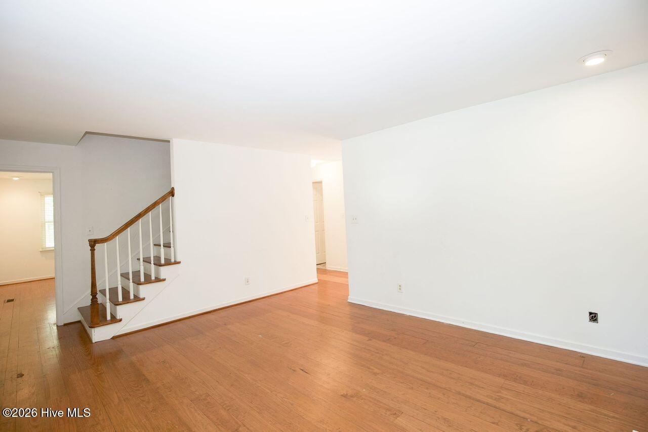 360 Spring Lake Drive Property Photo 7