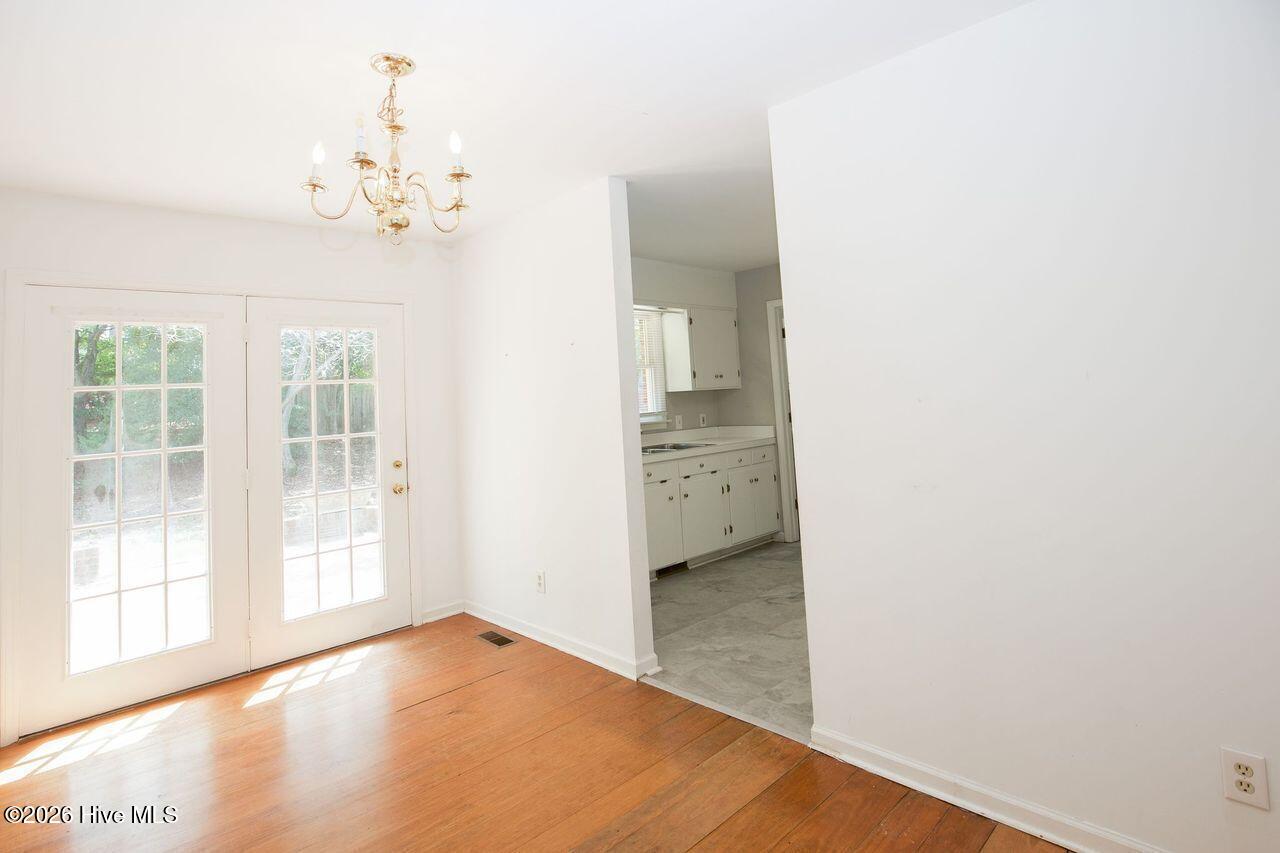 360 Spring Lake Drive Property Photo 9