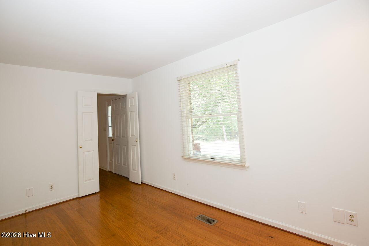 360 Spring Lake Drive Property Photo 26
