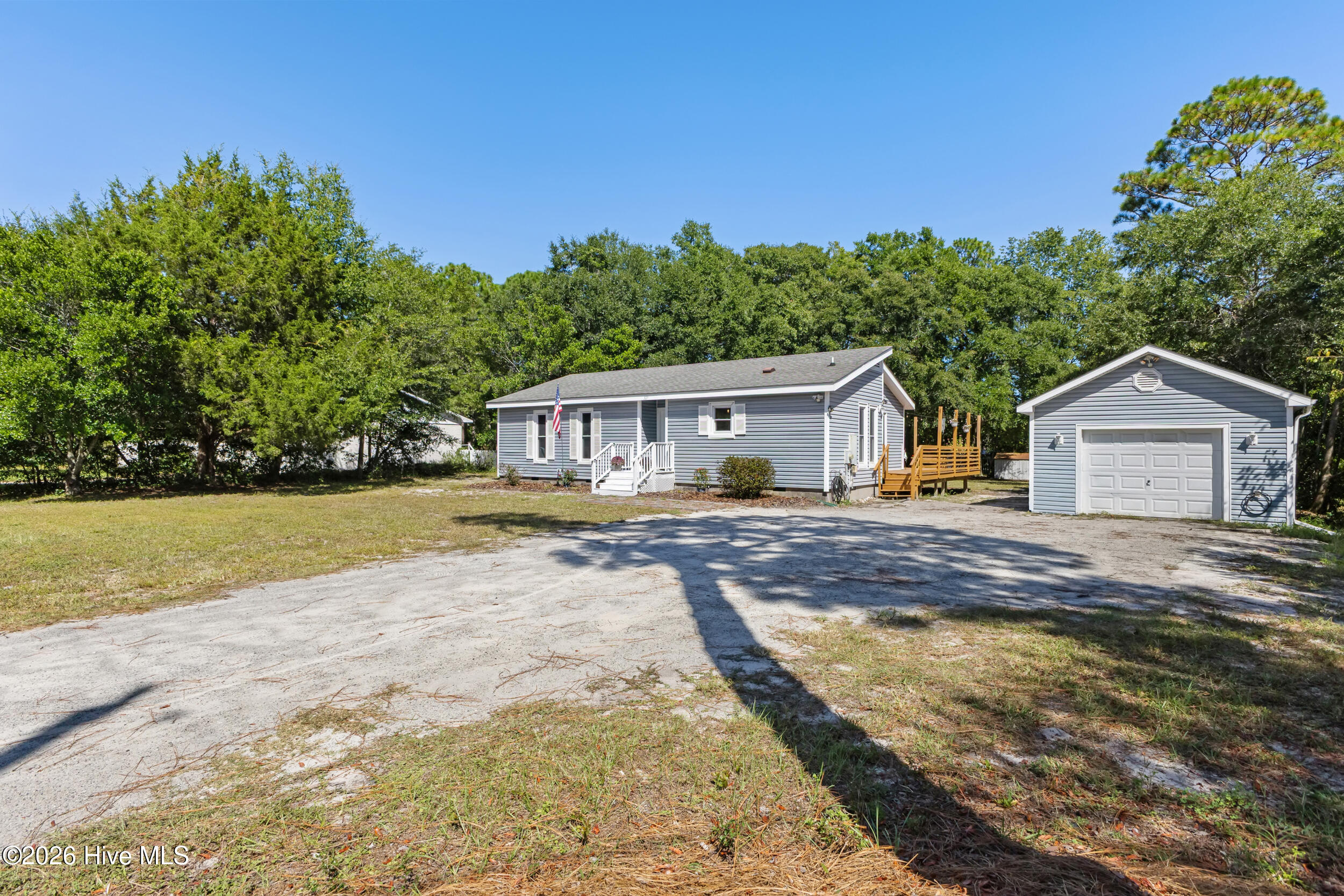 327 Green Meadows Drive Property Photo 2