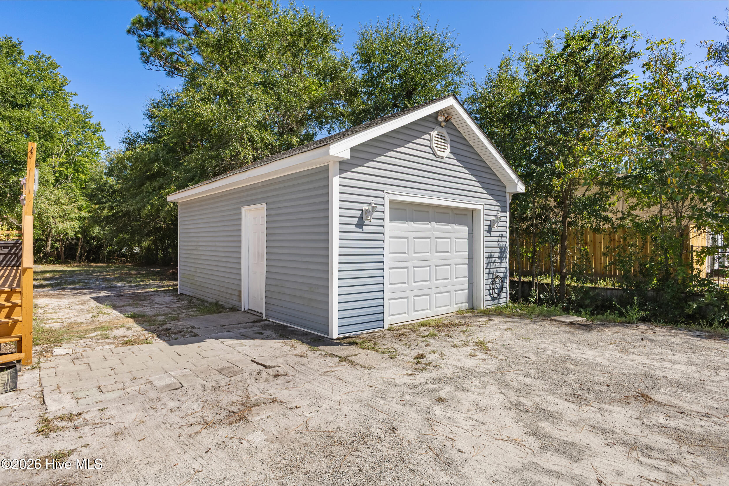 327 Green Meadows Drive Property Photo 29