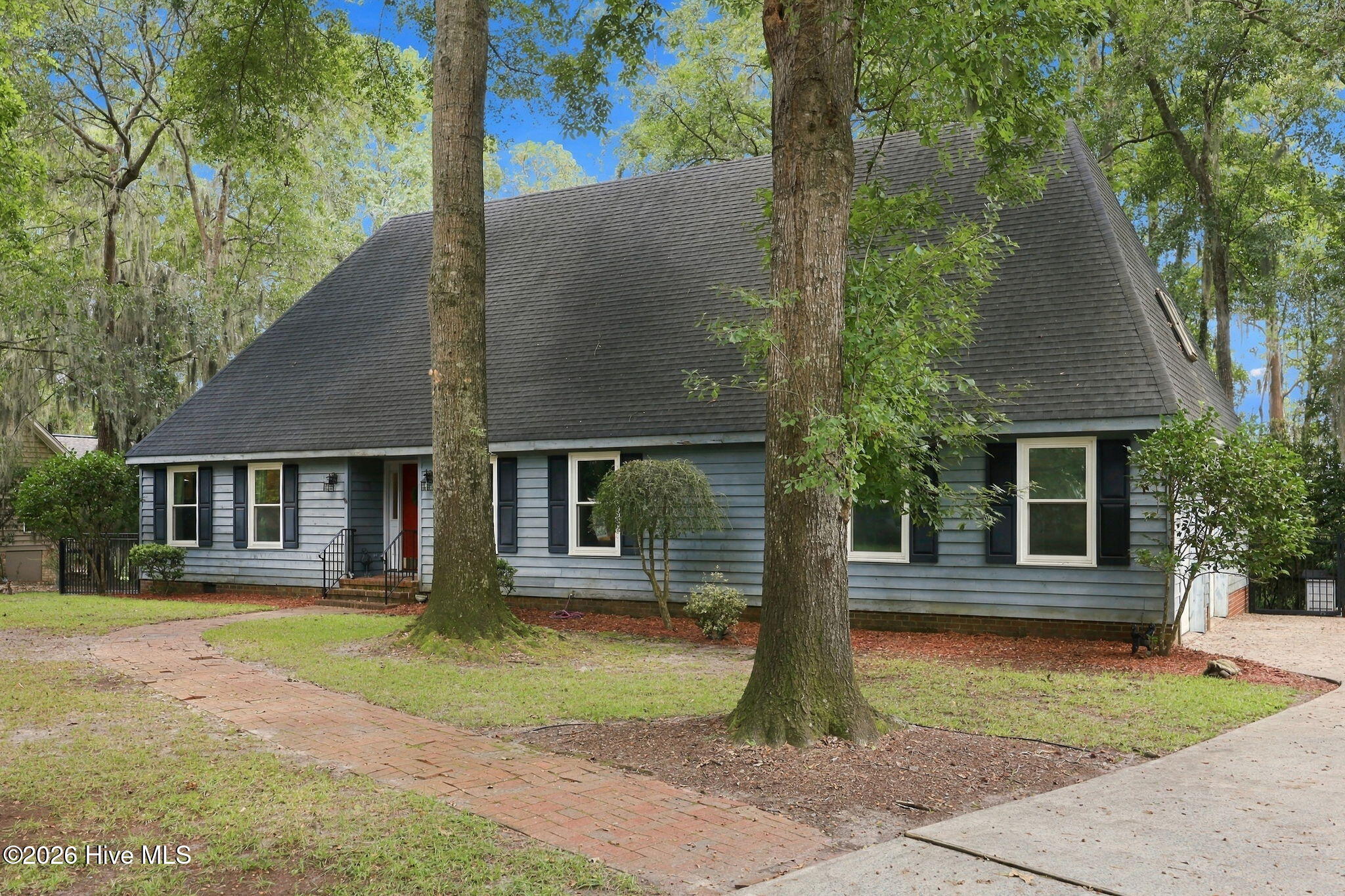 109 Riverview Drive Property Photo 3