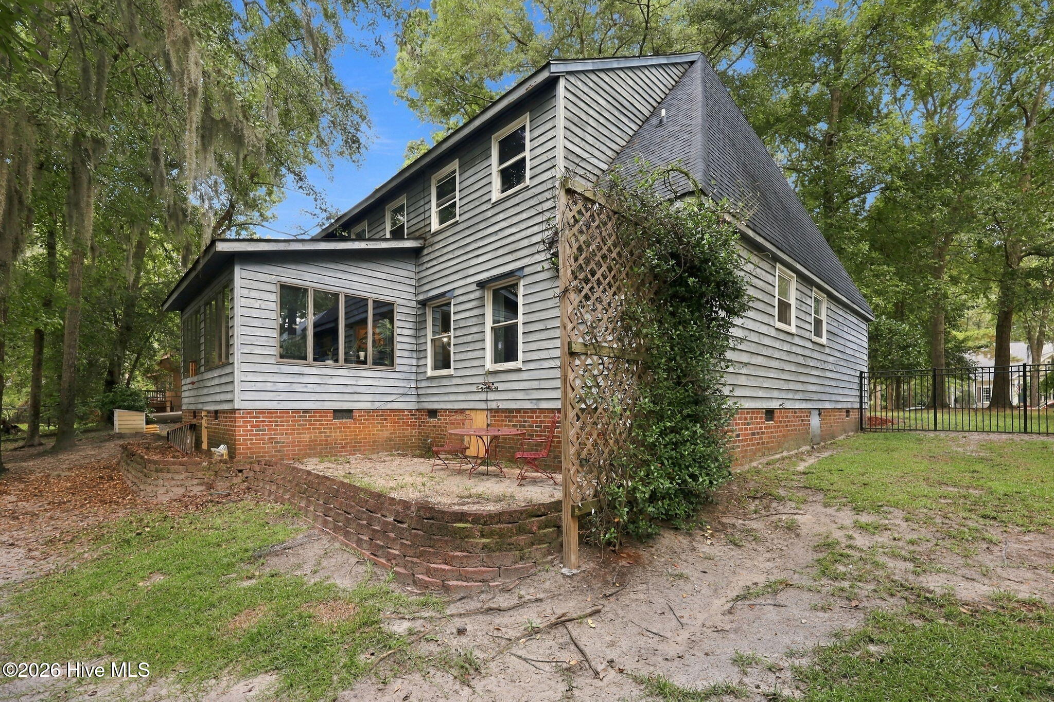 109 Riverview Drive Property Photo 4