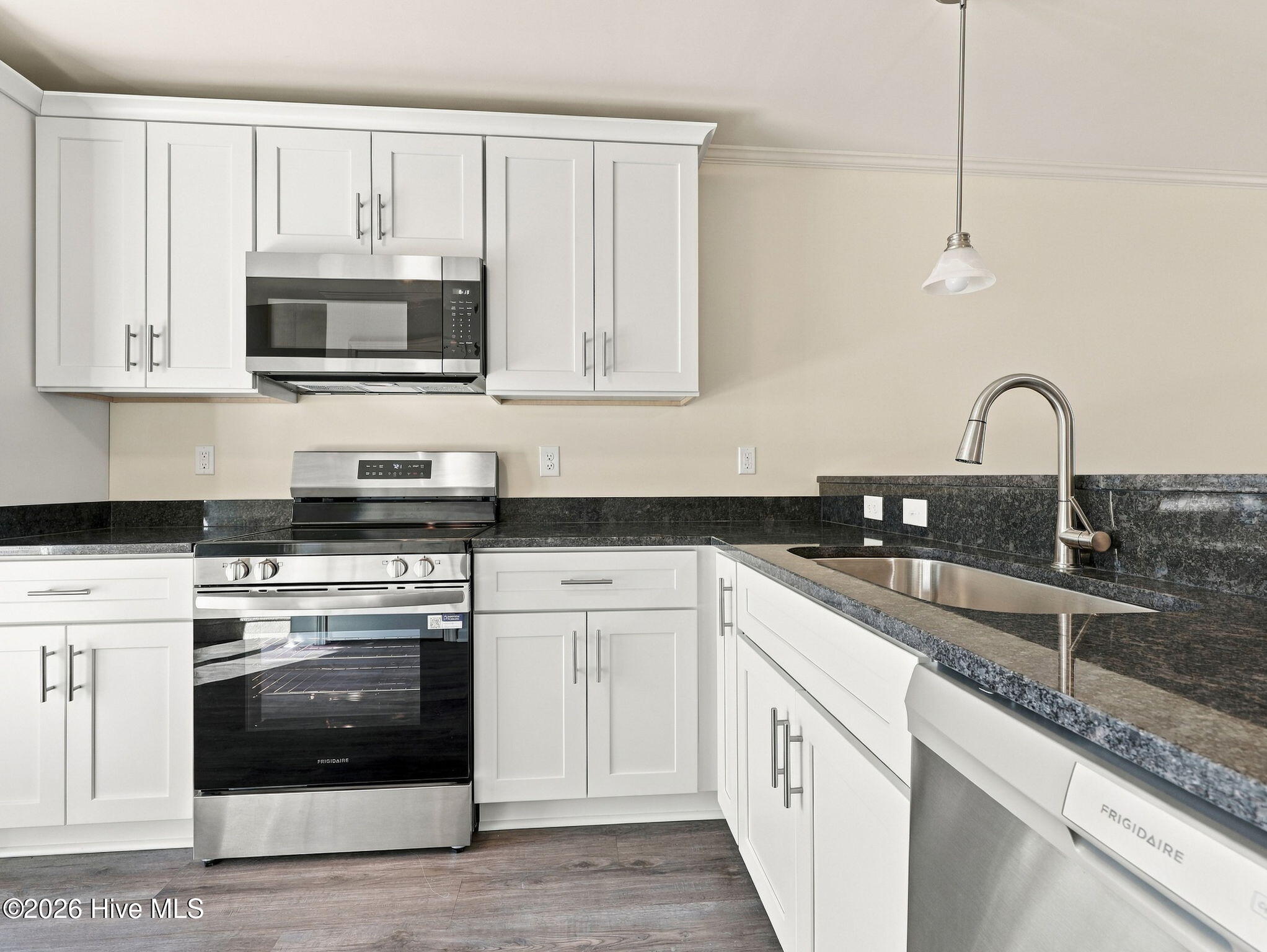 398 Boyington Place Road Property Photo 6