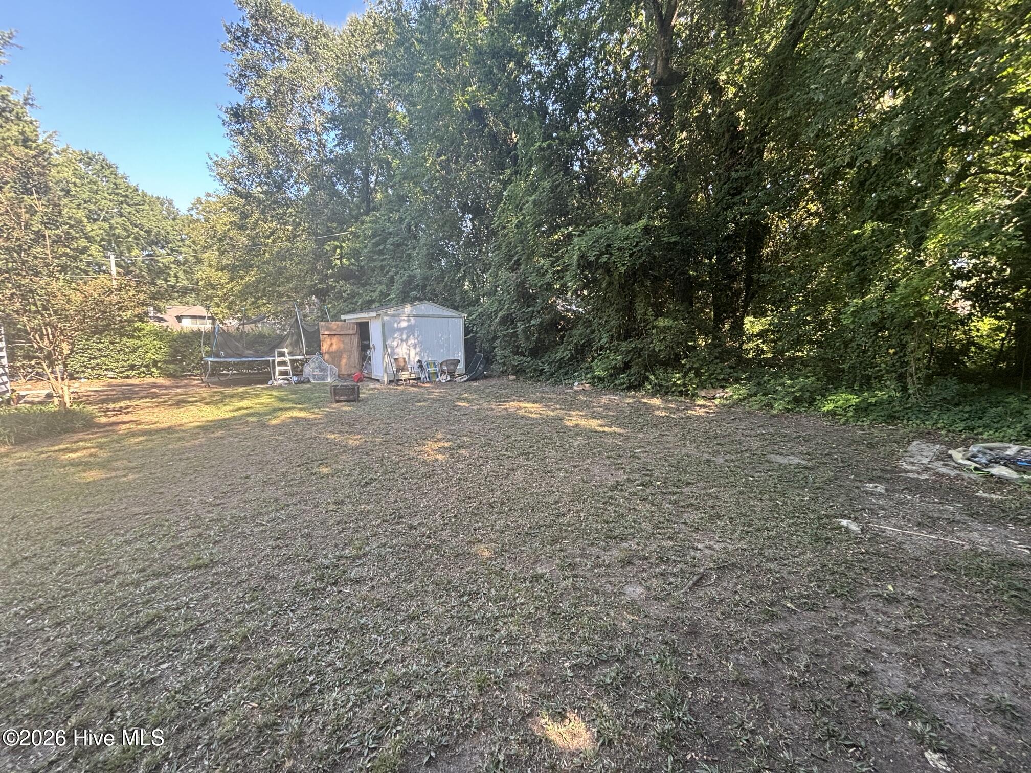 112 Raleigh Road Parkway N Property Photo 5