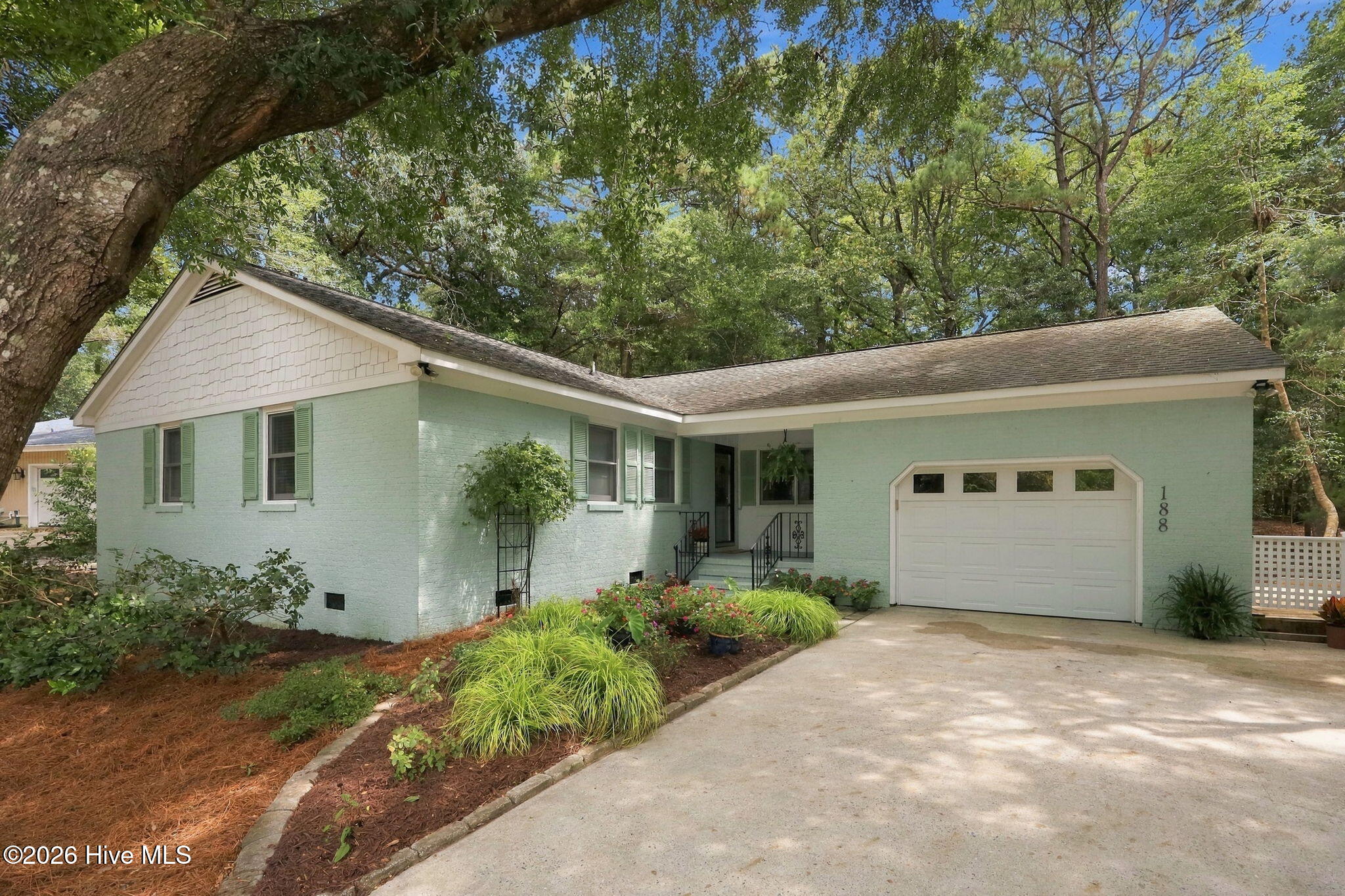188 Loblolly Drive Property Photo 1