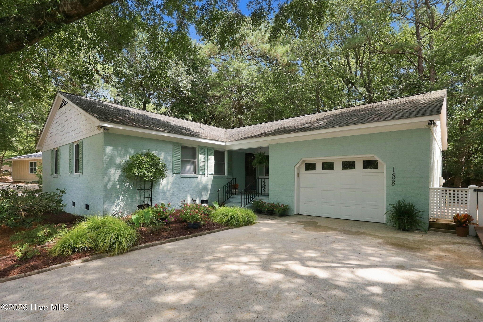 188 Loblolly Drive Property Photo 2