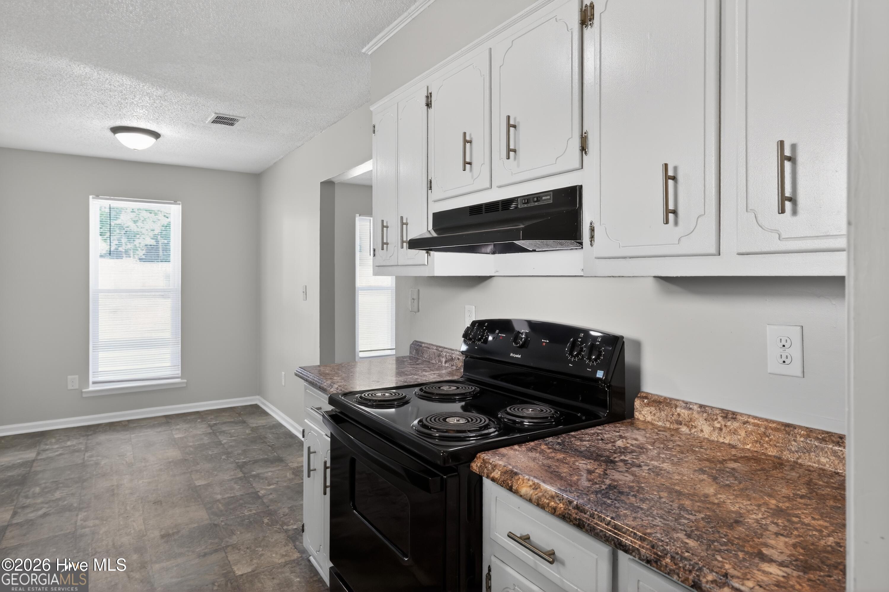 3016 Mistletoe Avenue Property Photo 10