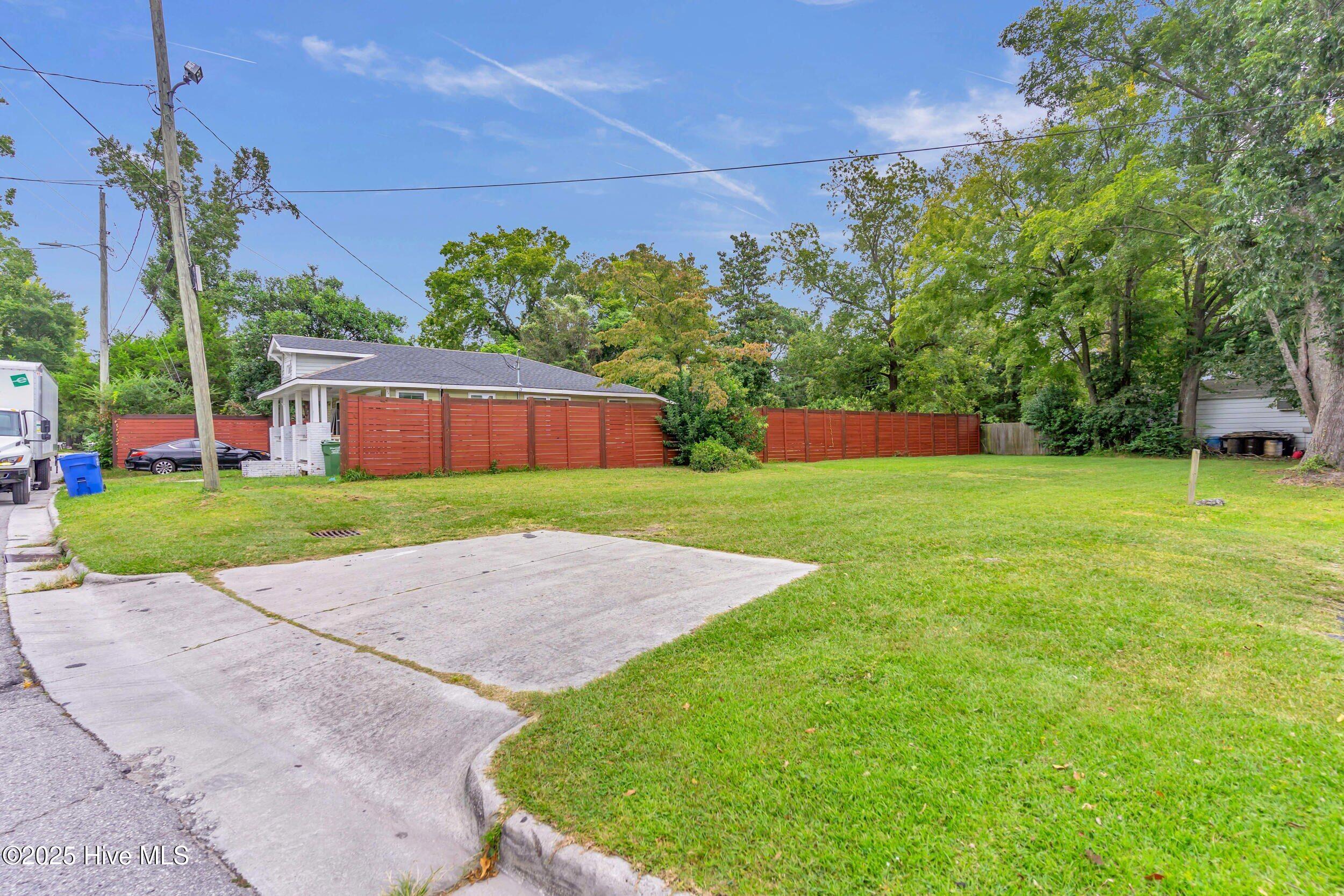 6 29 Montgomery Avenue Property Photo 12