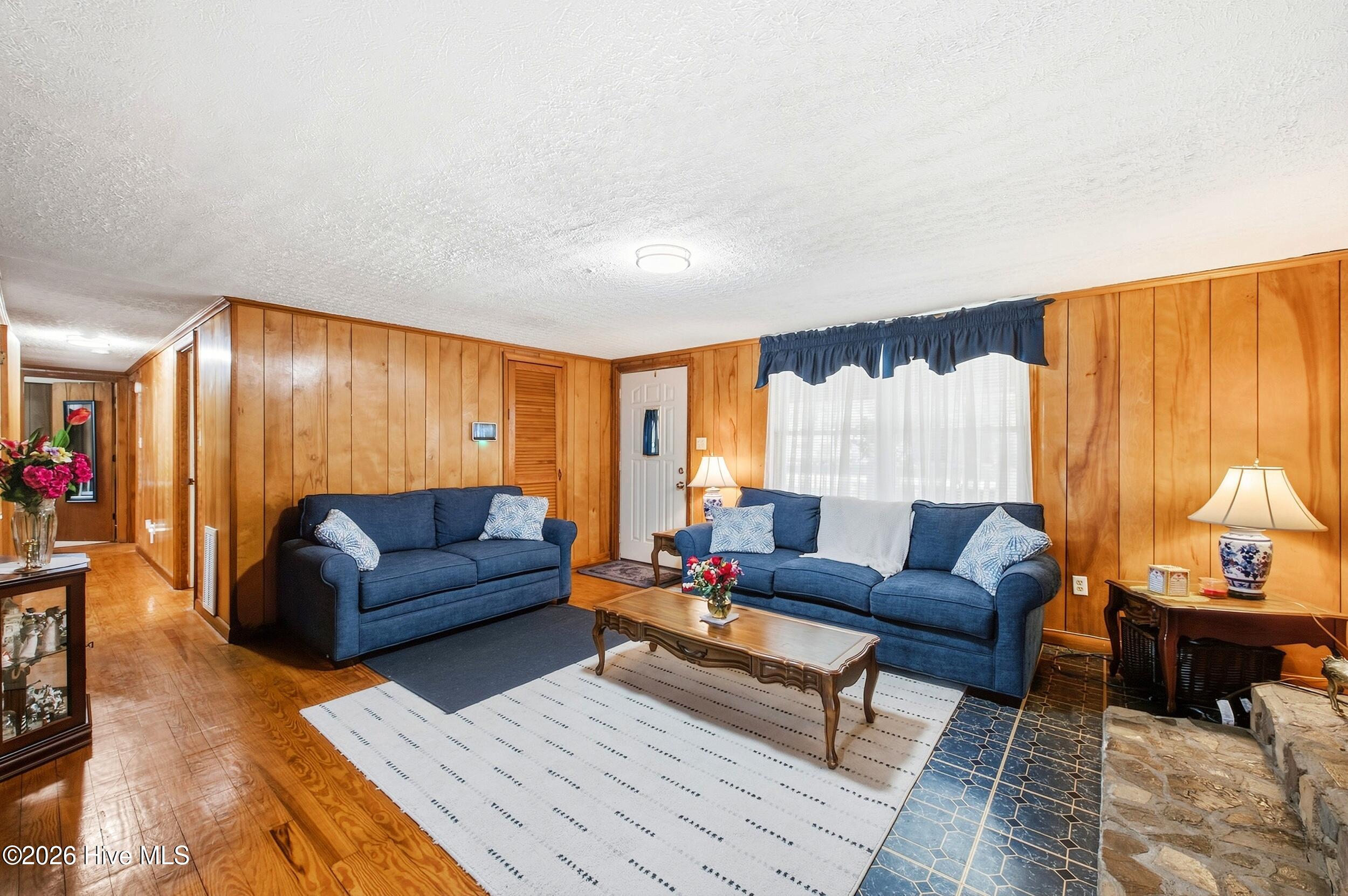 4249 Saw Mill Road Ne Property Photo 8