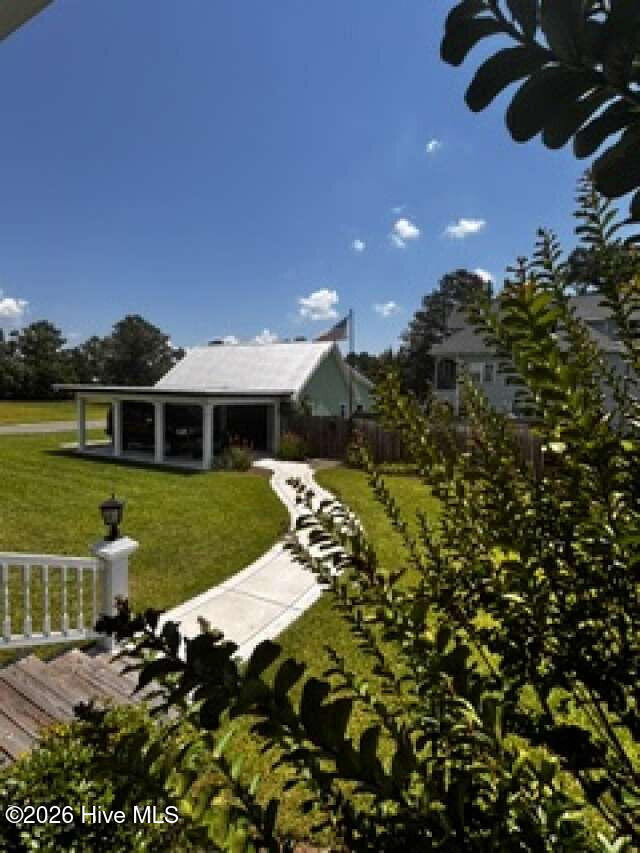 1394 Bay Tree Drive Property Photo 8
