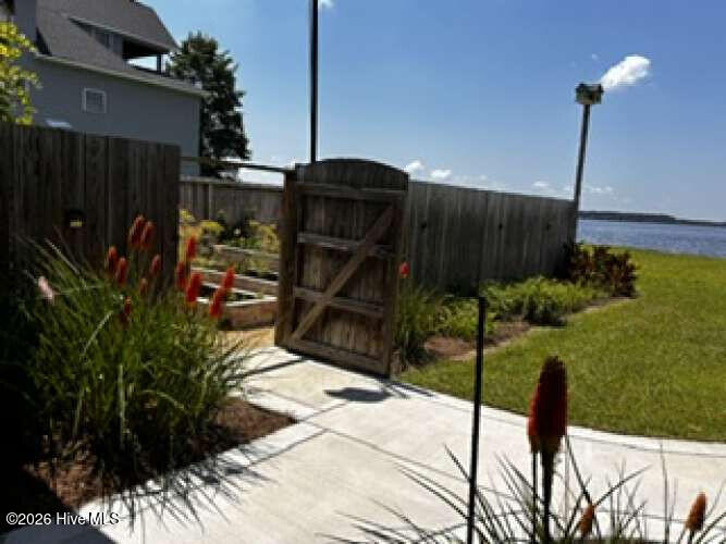 1394 Bay Tree Drive Property Photo 33