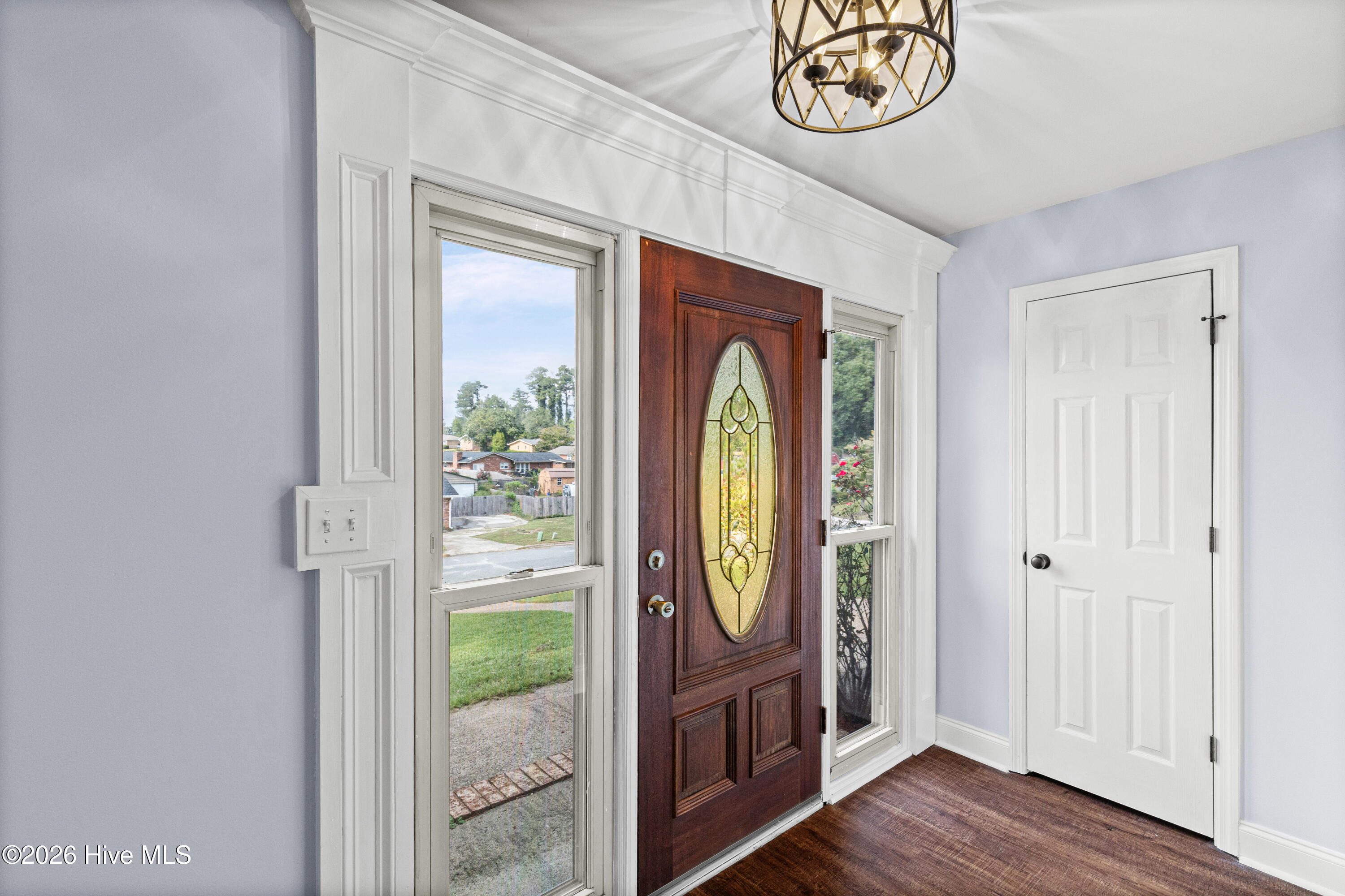 309 E Wynngate Drive E Property Photo 5