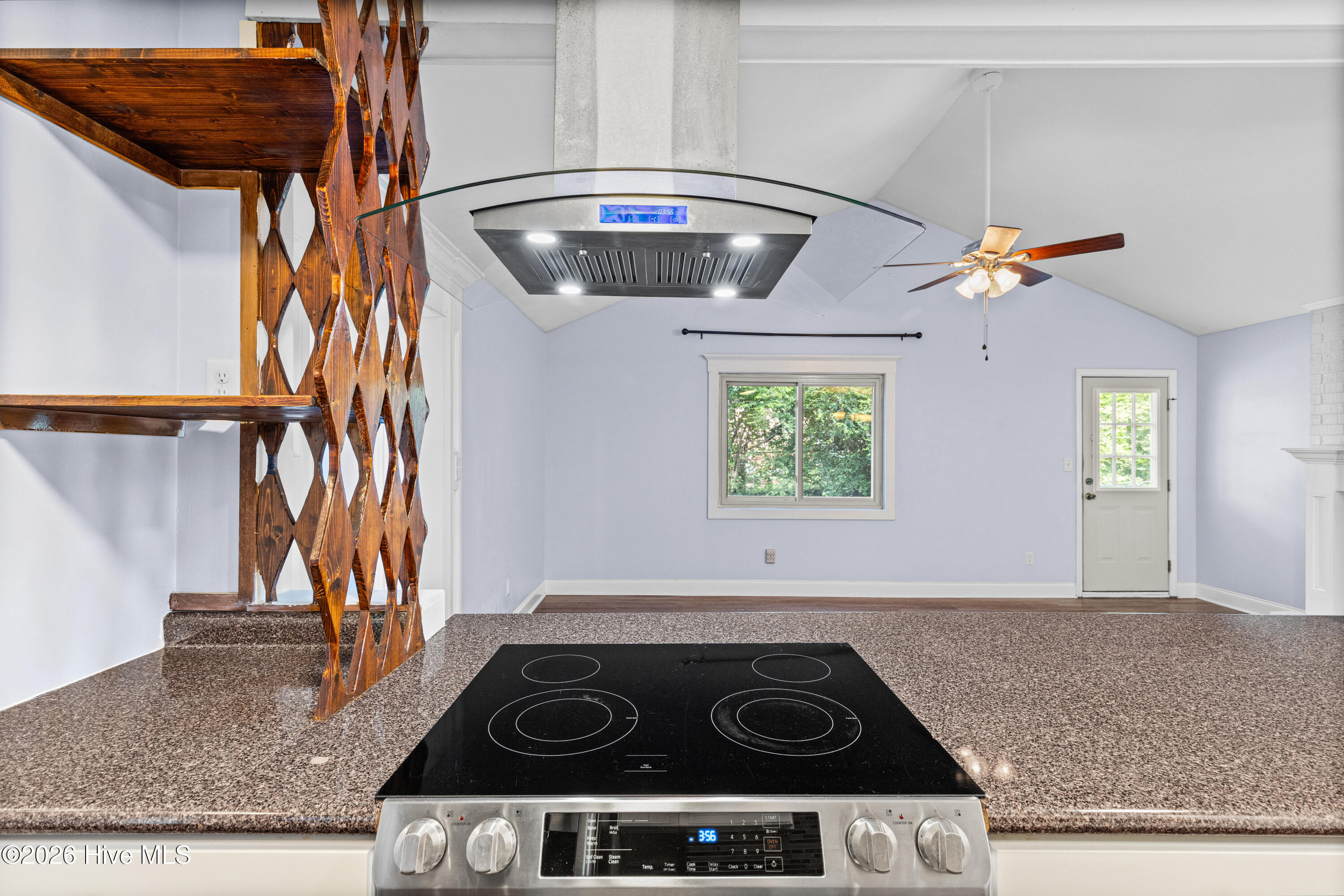 309 E Wynngate Drive E Property Photo 13