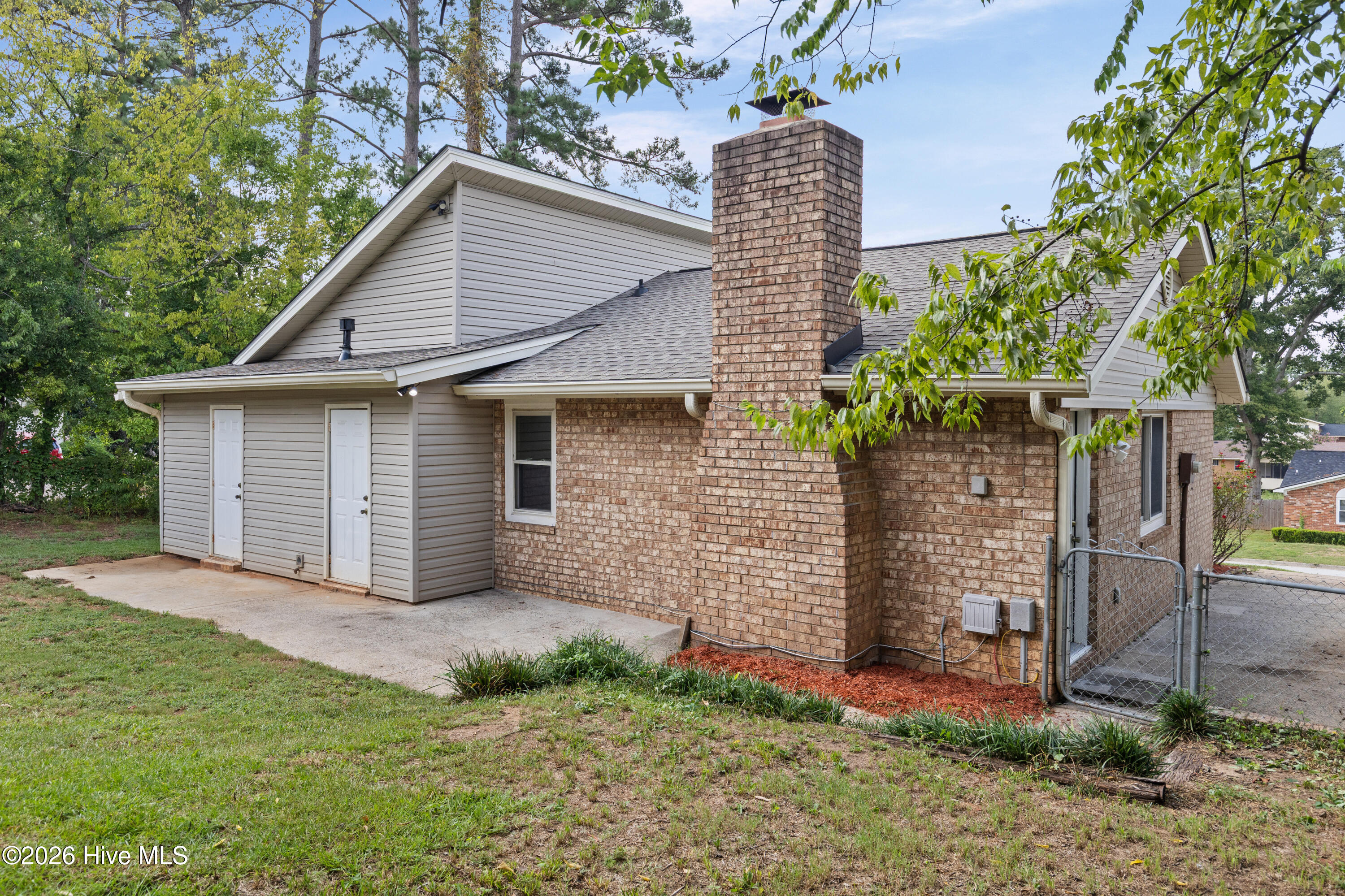 309 E Wynngate Drive E Property Photo 27