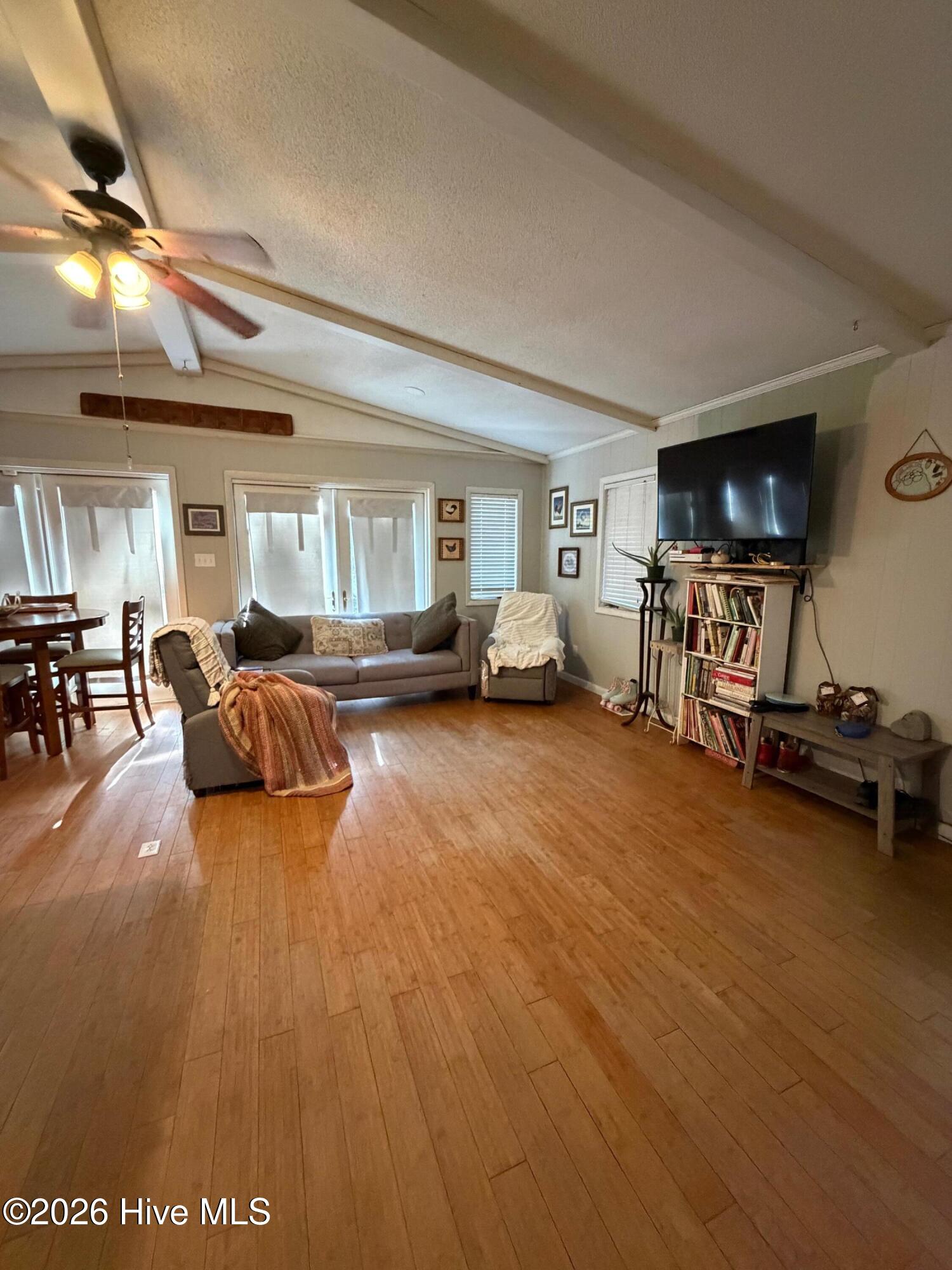 113 Forest Avenue Property Photo 7