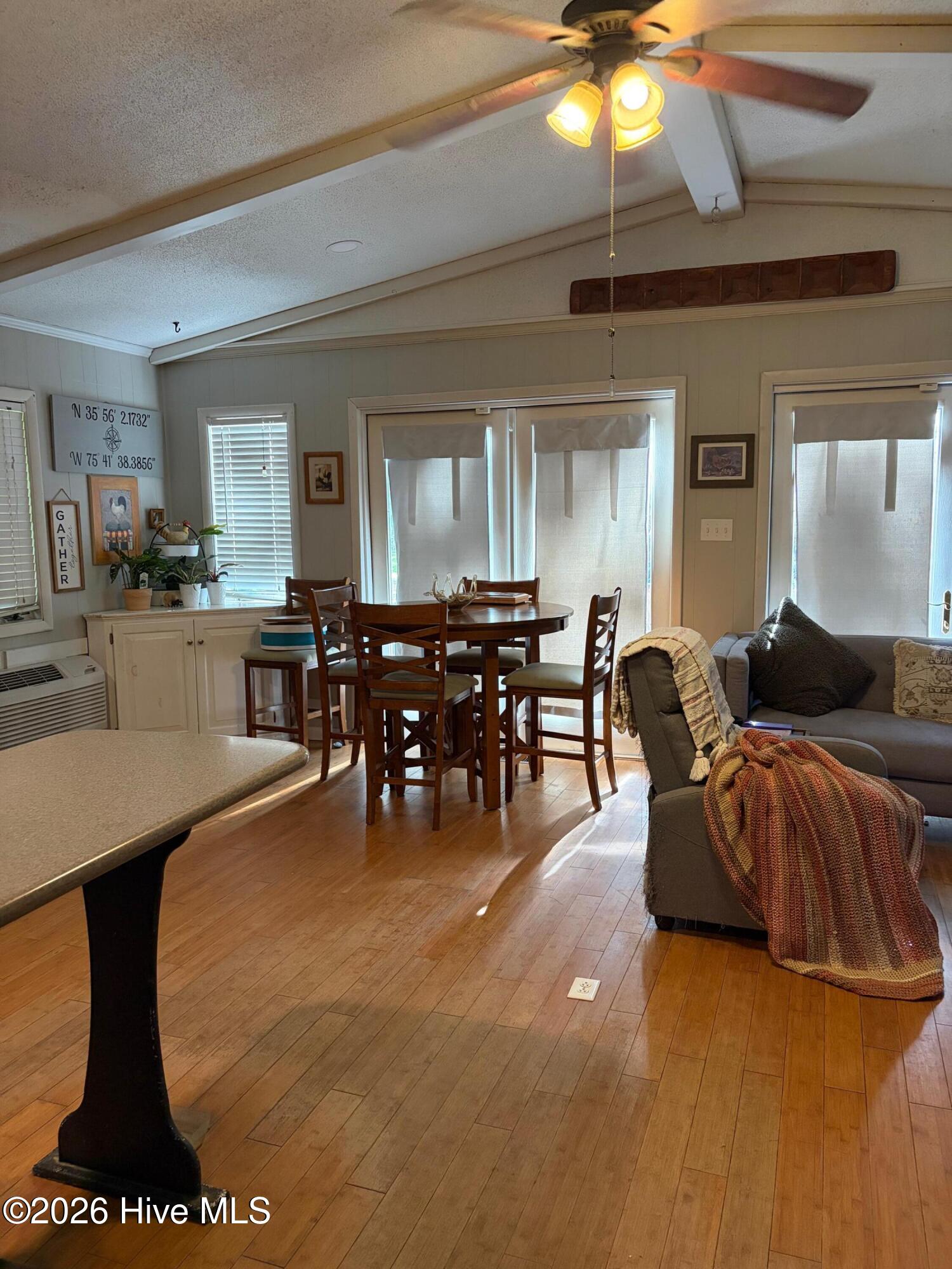 113 Forest Avenue Property Photo 9