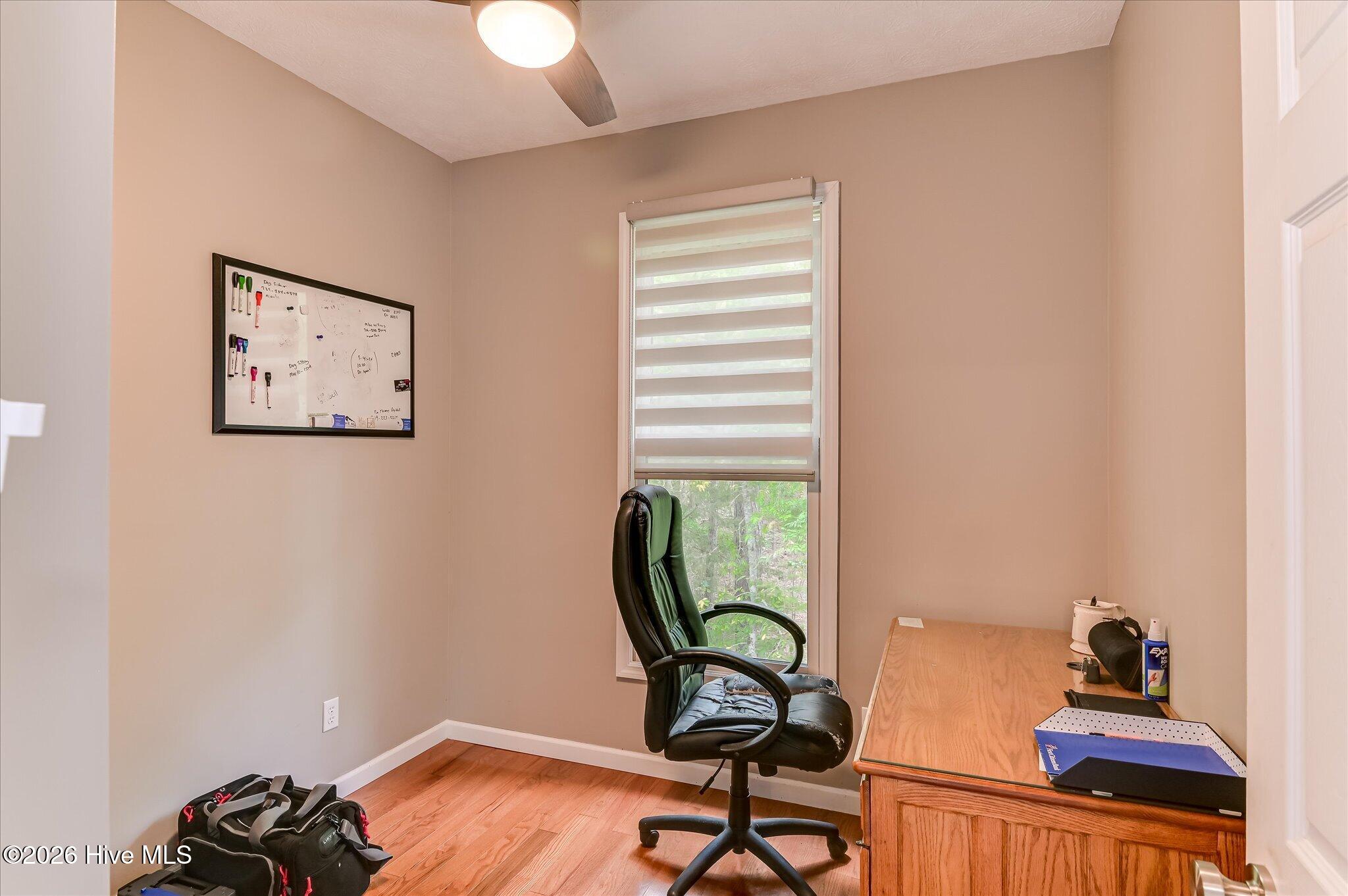 124 Waters Edge Drive Property Photo 17